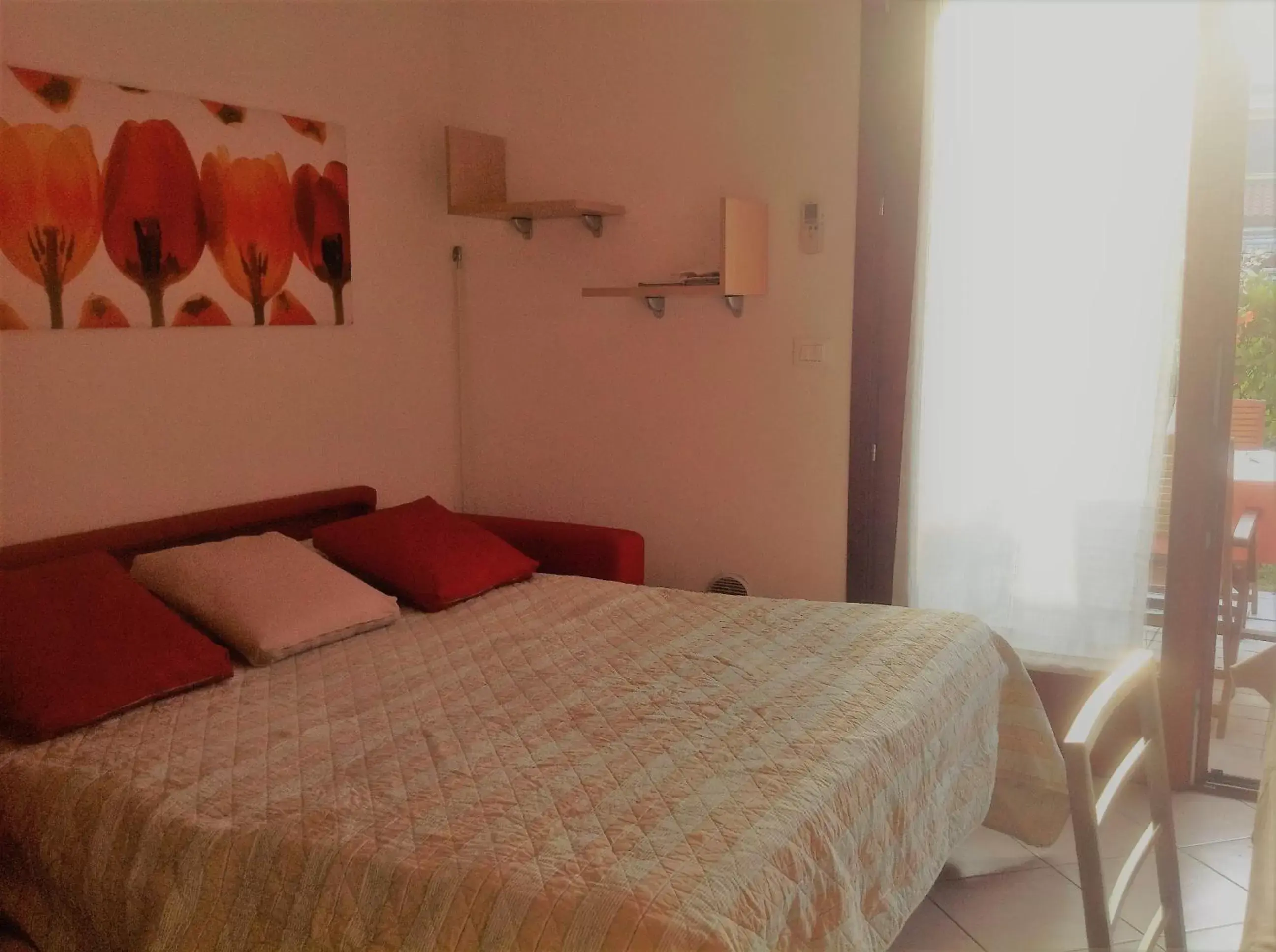 Bed in Villaggio dei Fiori Apart- Hotel 3 Stars - Family Resort