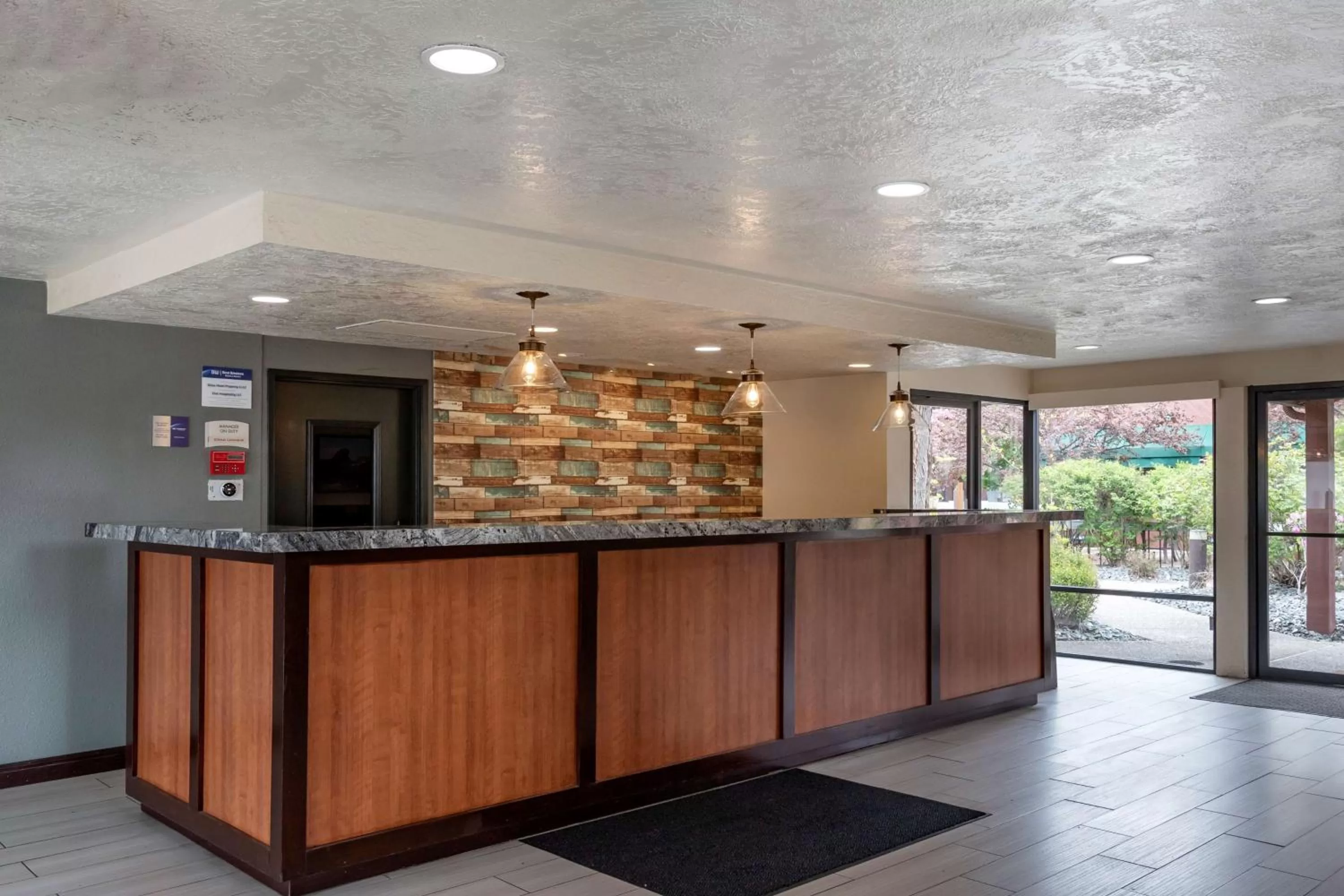 Lobby or reception in Best Western Sunridge Inn & Conference Center