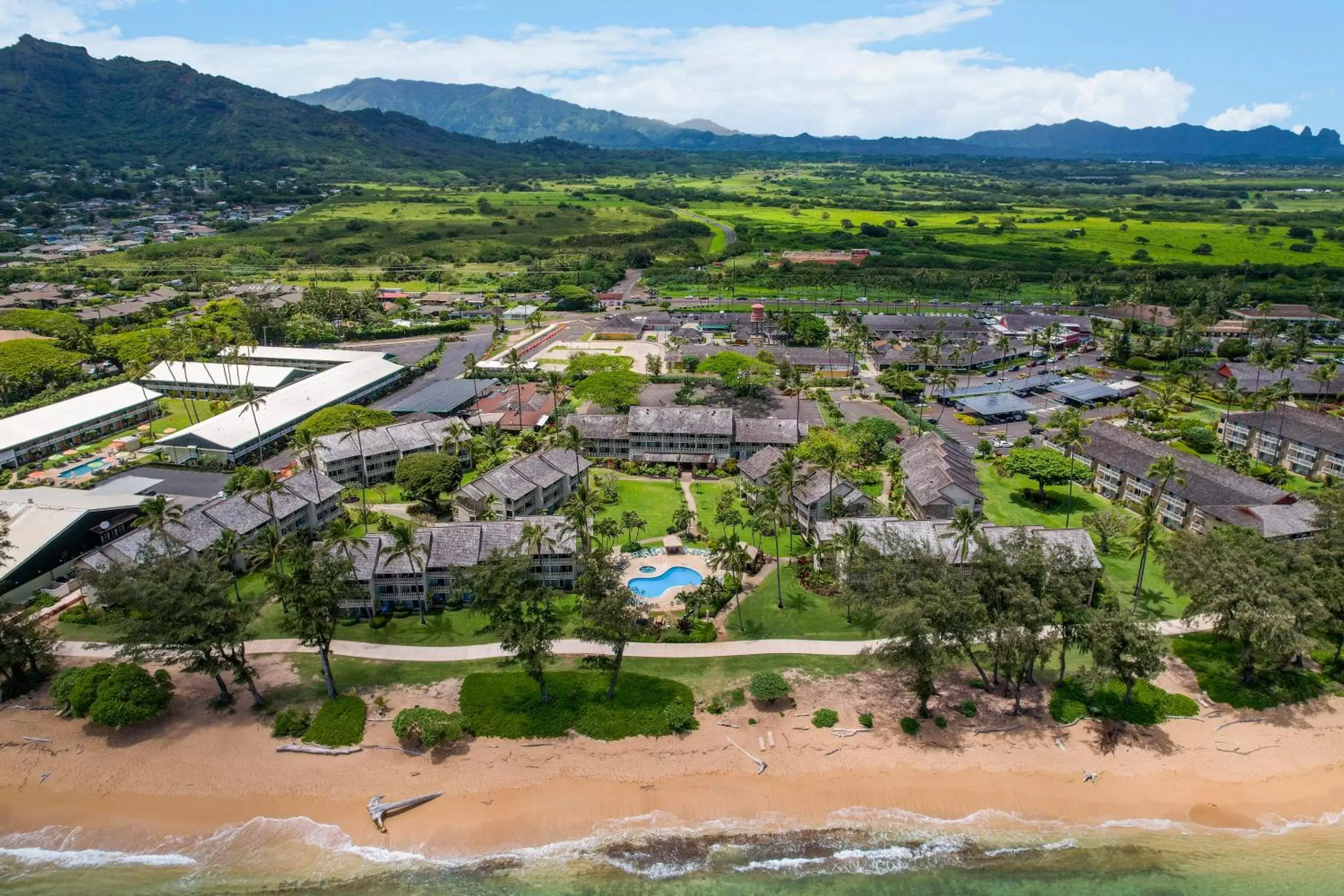 Property building, Bird's-eye View in Aston Islander On The Beach