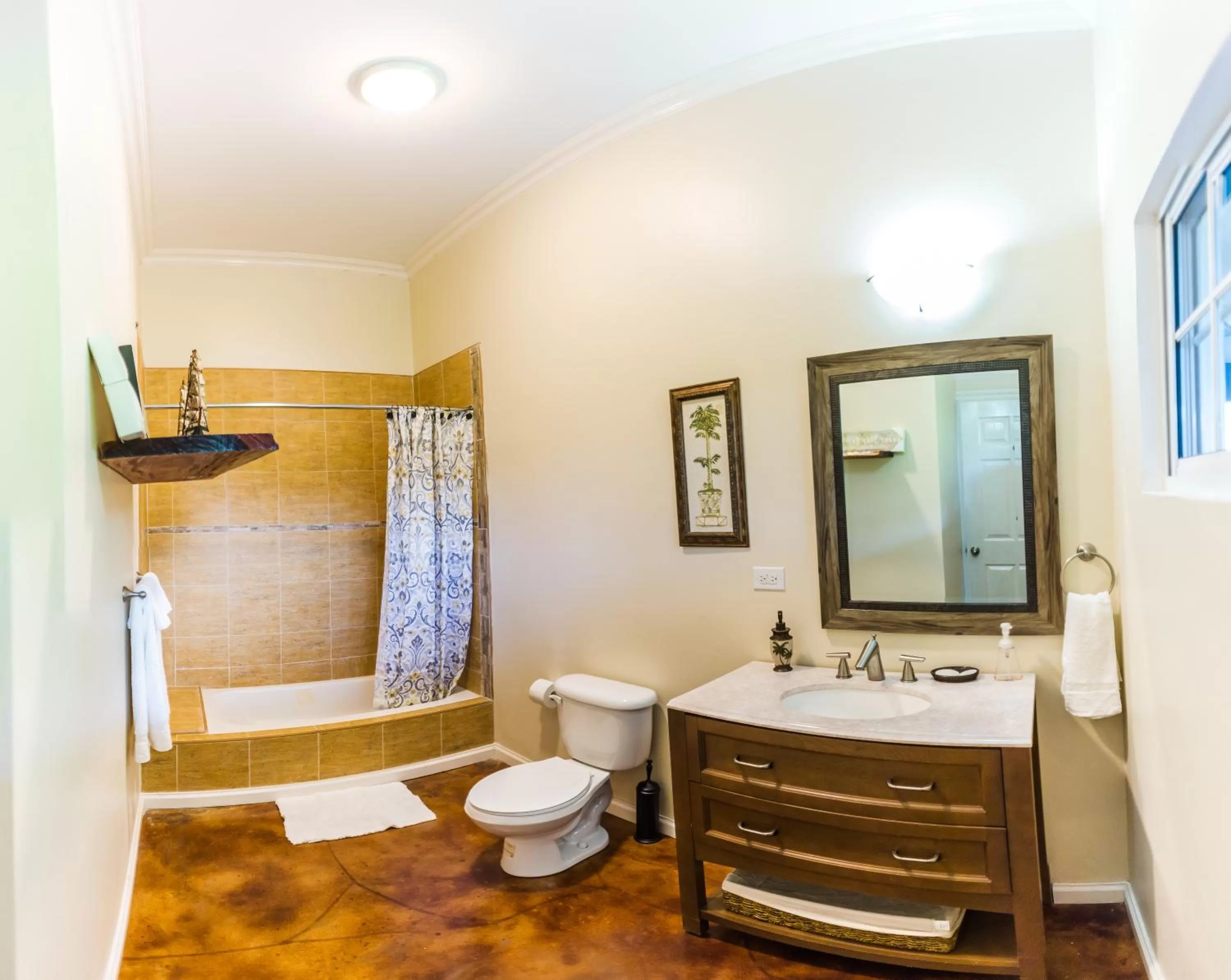 Bathroom in Blue Paloma Bed & Breakfast