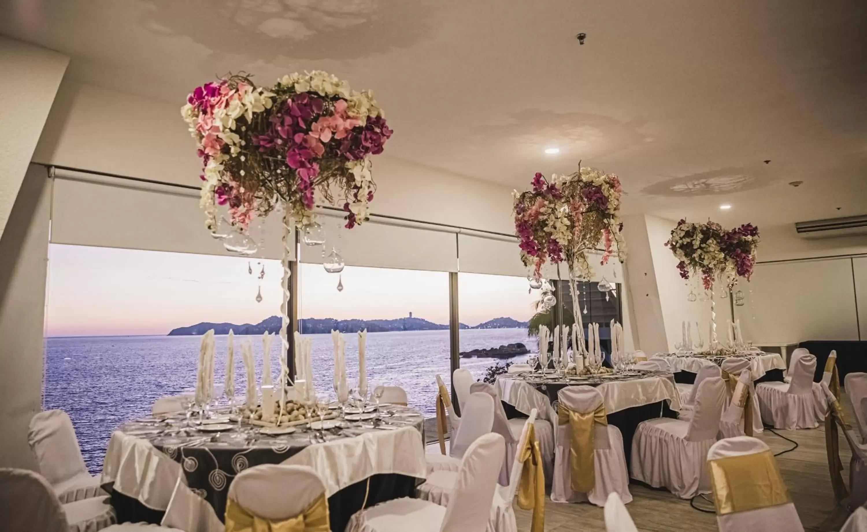 Meeting/conference room, Banquet Facilities in Holiday Inn Resort Acapulco, an IHG Hotel