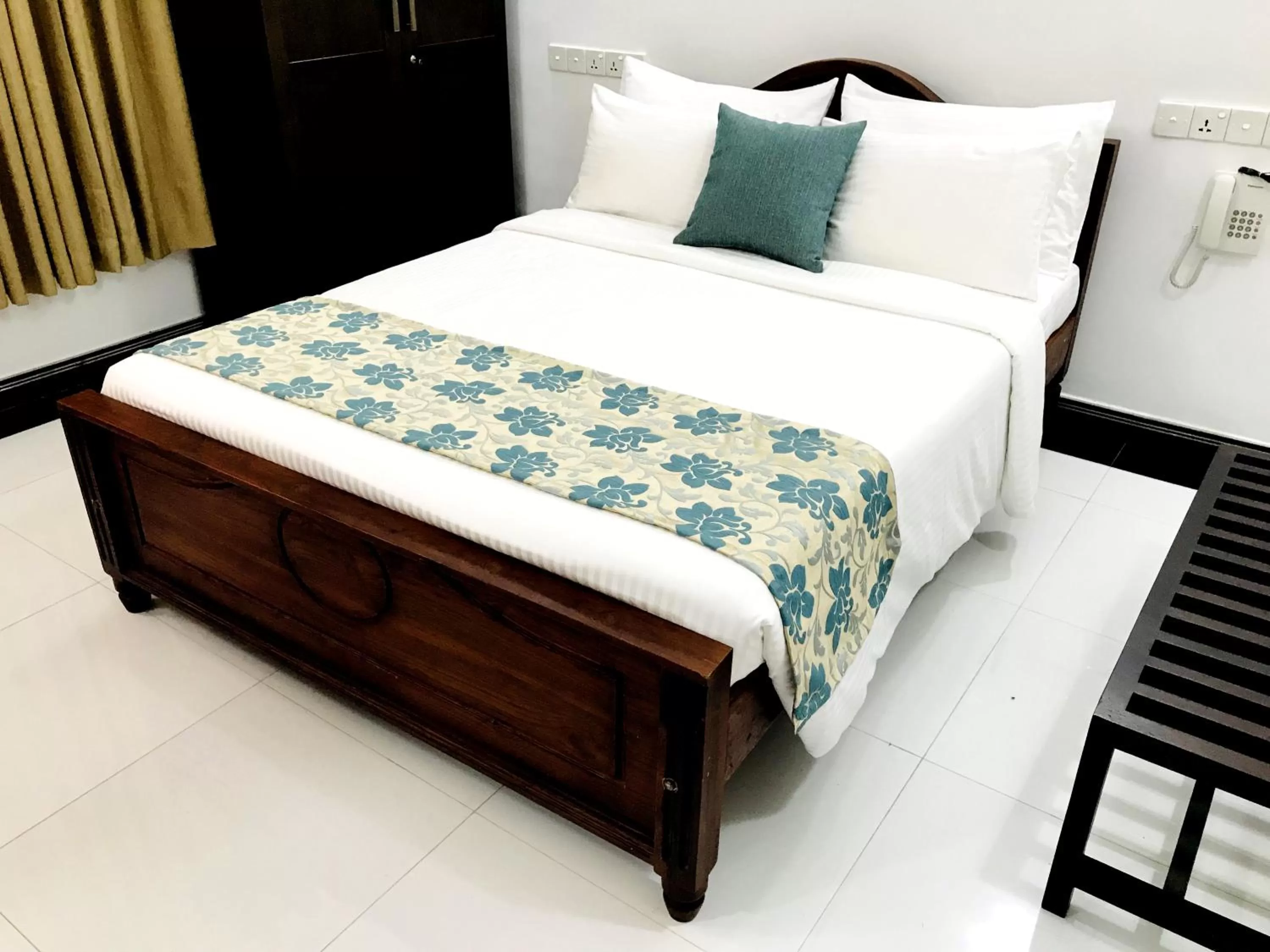 Bedroom, Bed in Siluni's Villa