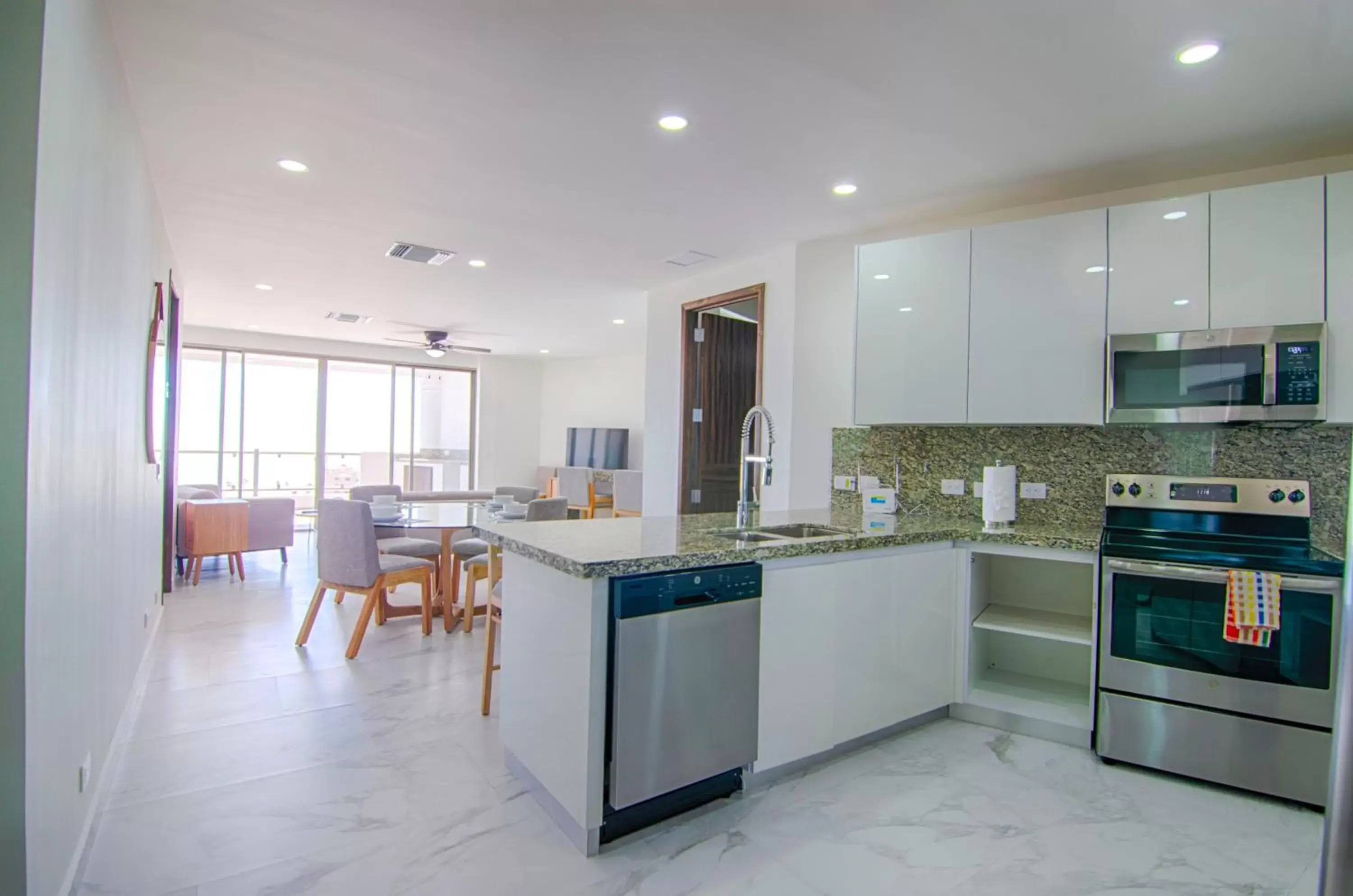 Kitchen or kitchenette, Kitchen/Kitchenette in Casa Blanca Golf Villas