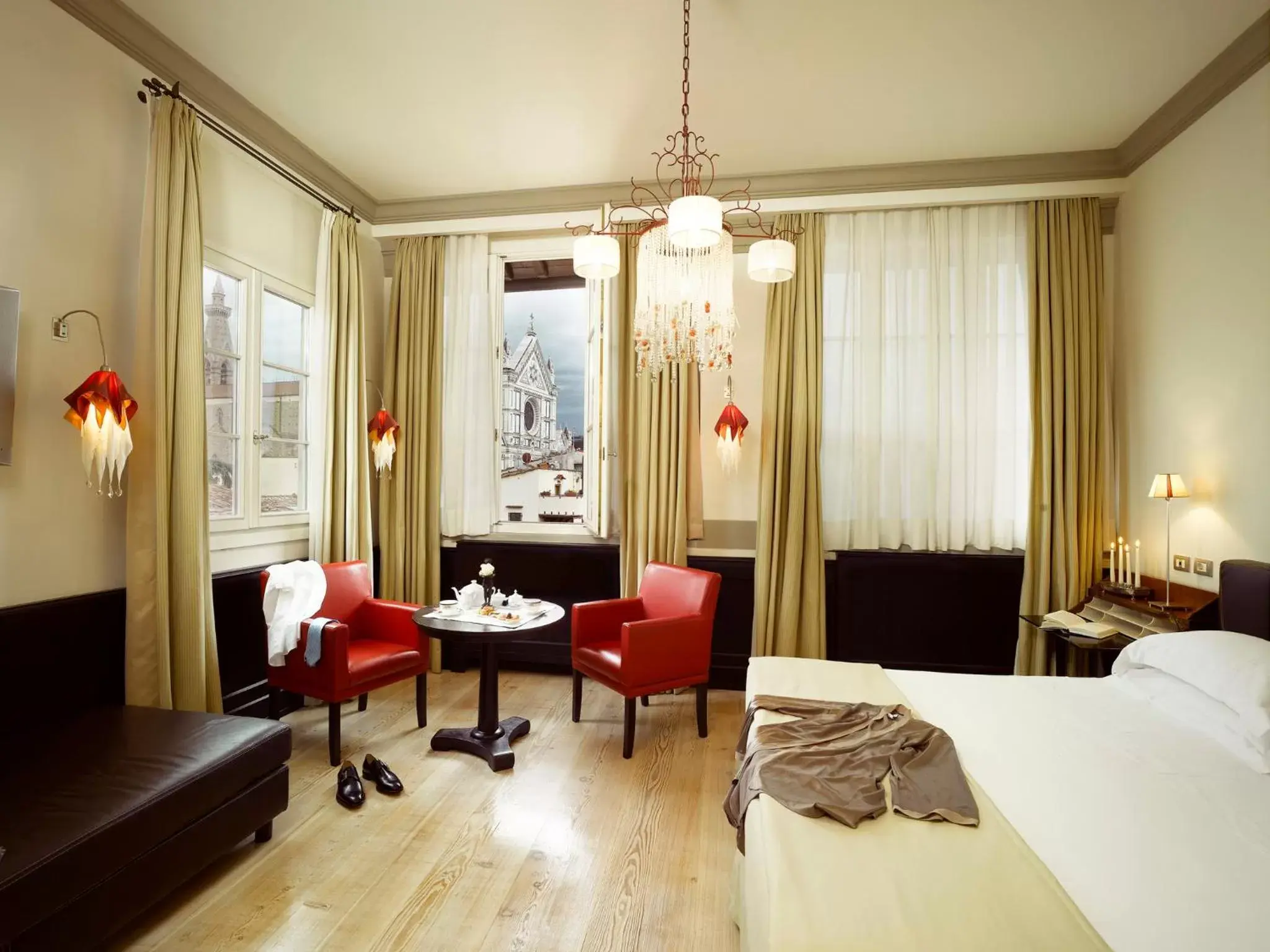 Photo of the whole room, Seating Area in Relais Santa Croce, By Baglioni Hotels
