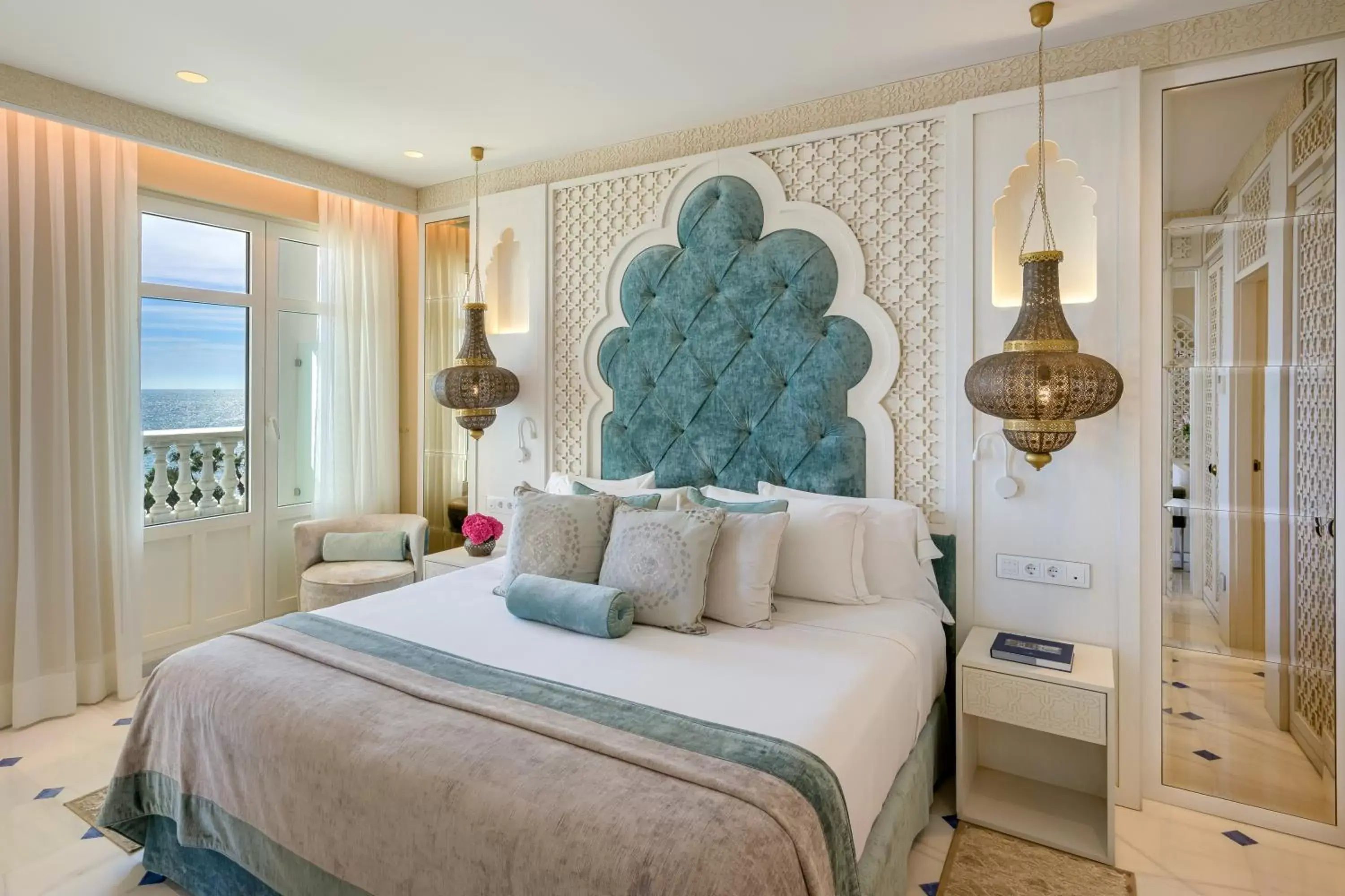 Bedroom, Bed in Gran Hotel Miramar GL