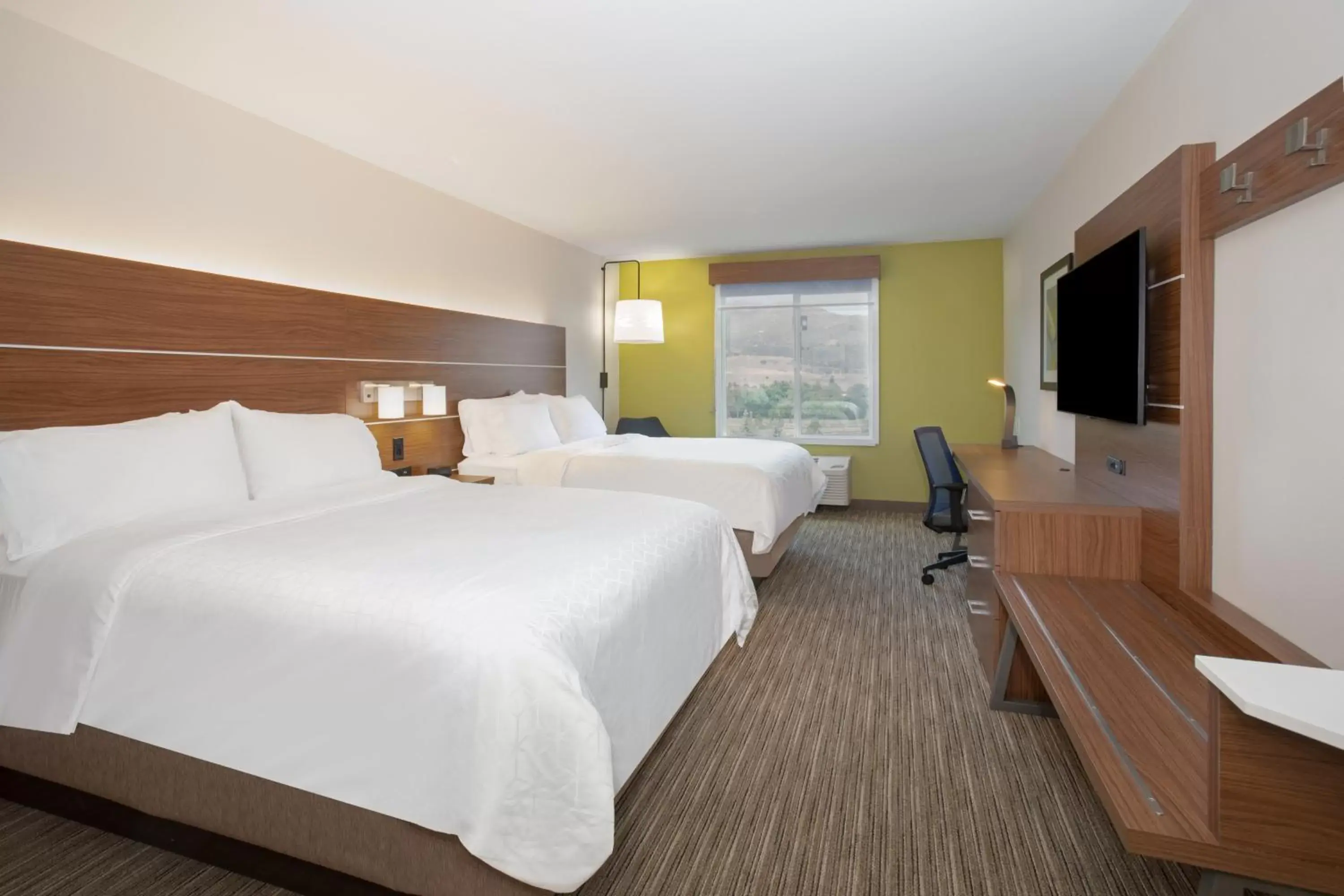 Photo of the whole room in Holiday Inn Express Yreka-Shasta Area, an IHG Hotel