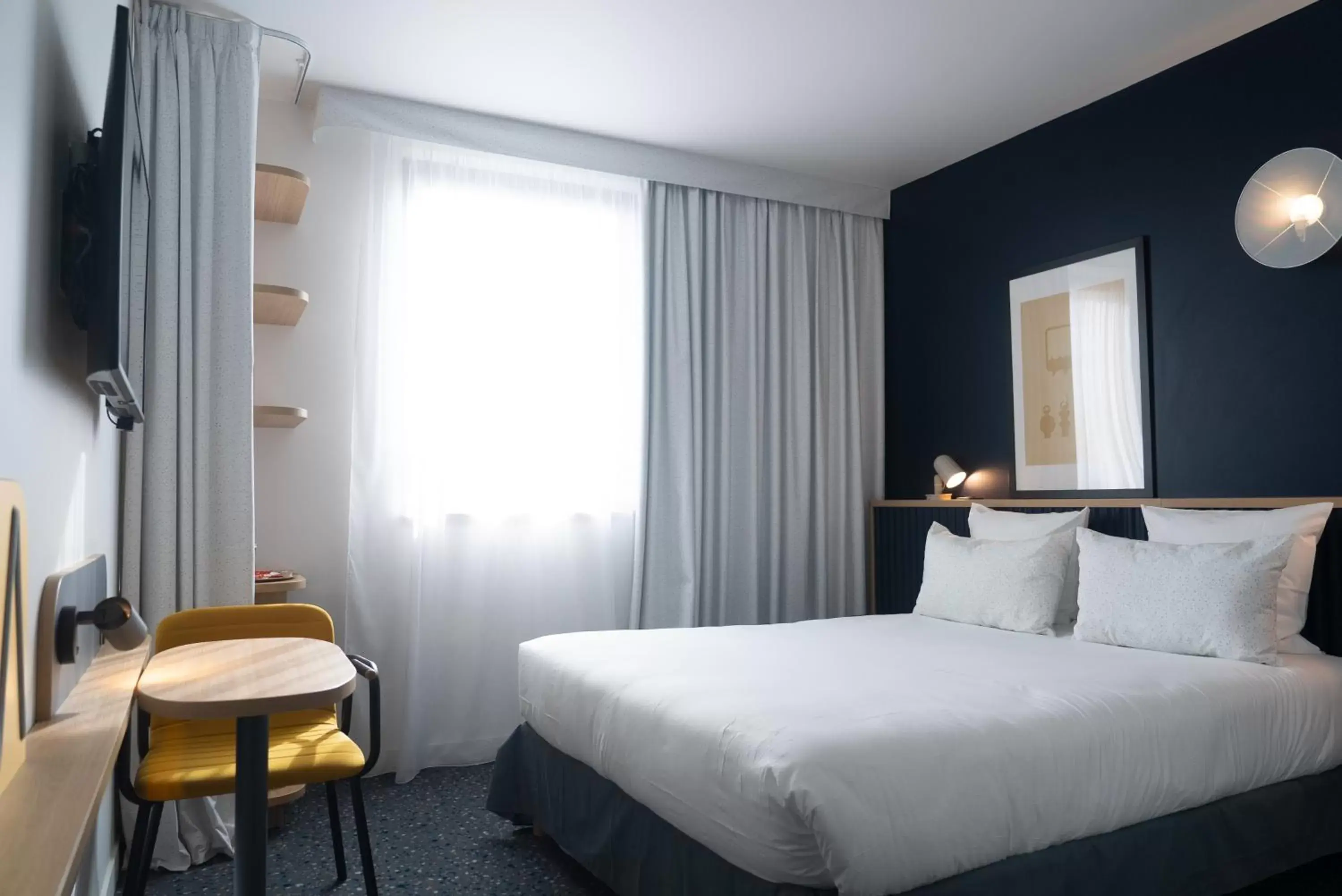 Bed in ibis Styles Paris Romainville