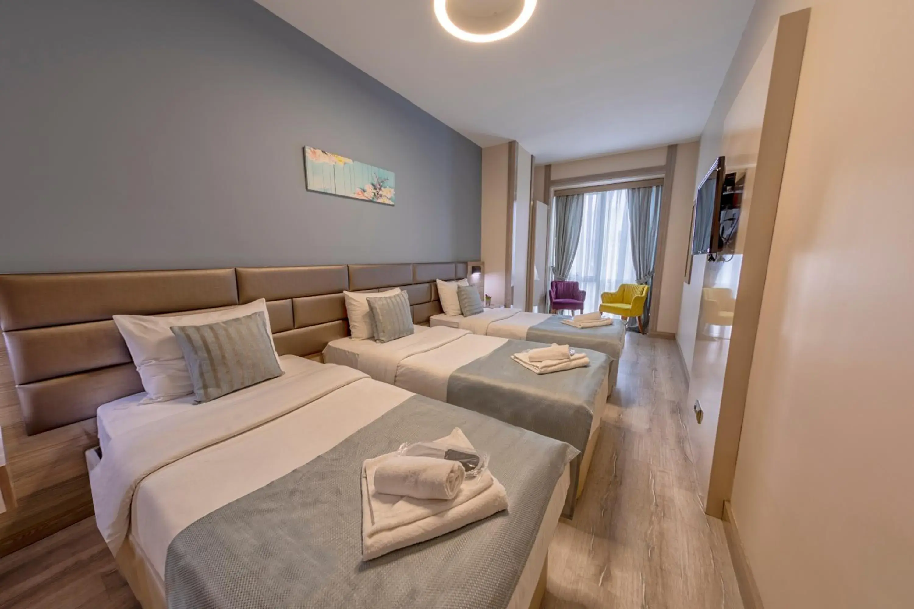 Bed in My House N5 Suites Hotel Bed in My House N5 Suites Hotel