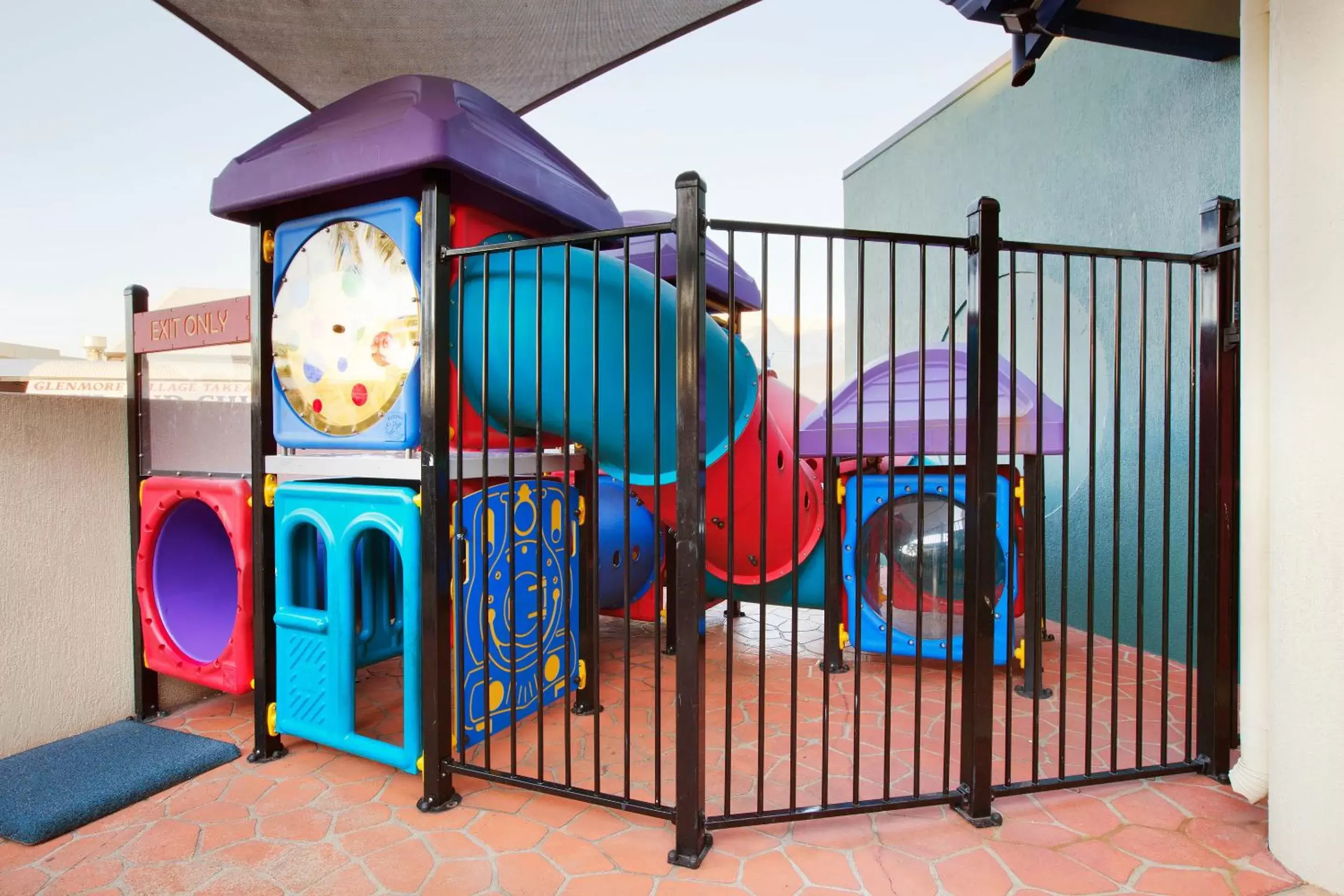 Children play ground, Children's Play Area in Glenmore Tavern