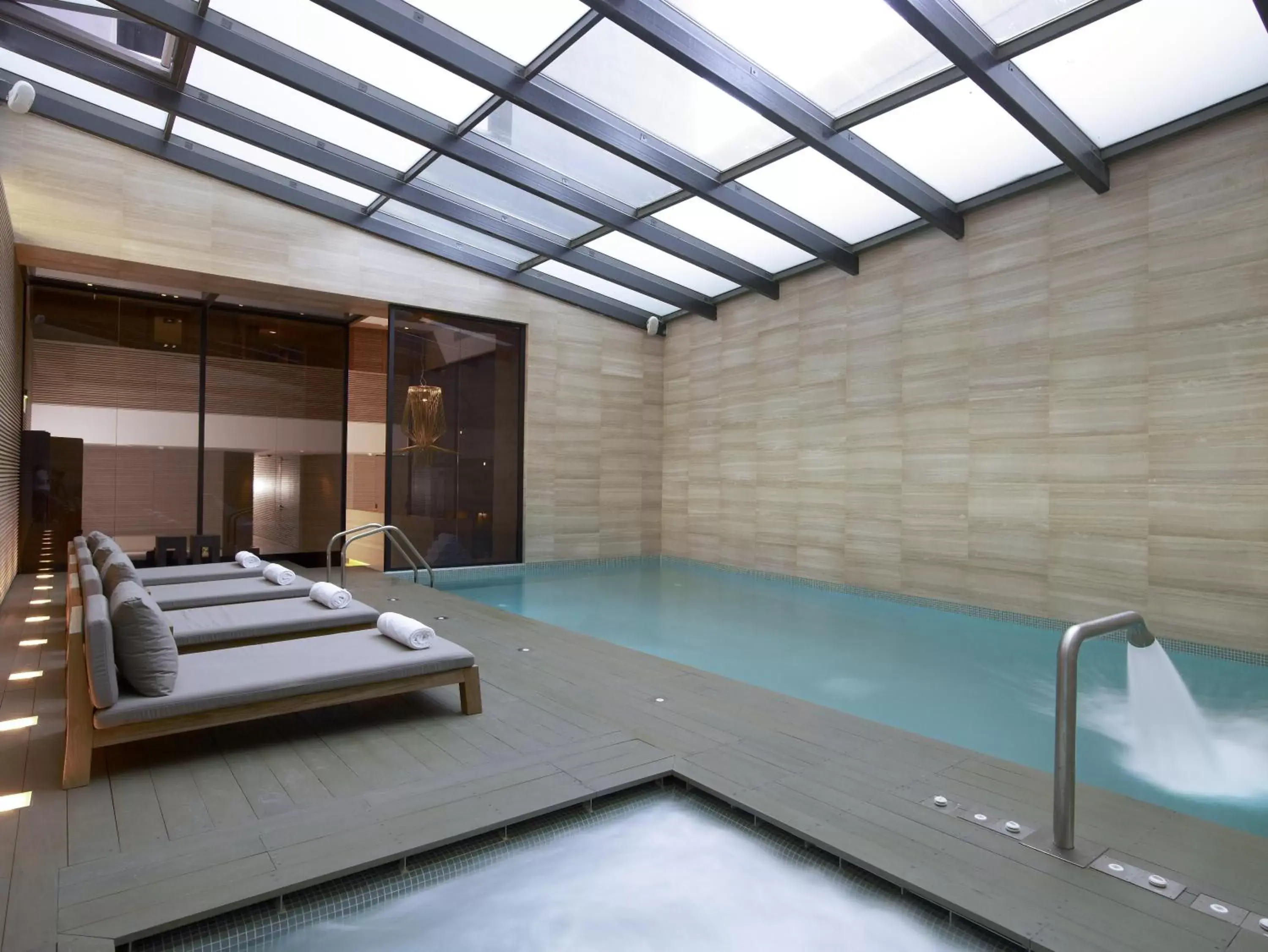 Spa and wellness centre/facilities, Swimming Pool in The Met Hotel Thessaloniki, a Member of Design Hotels