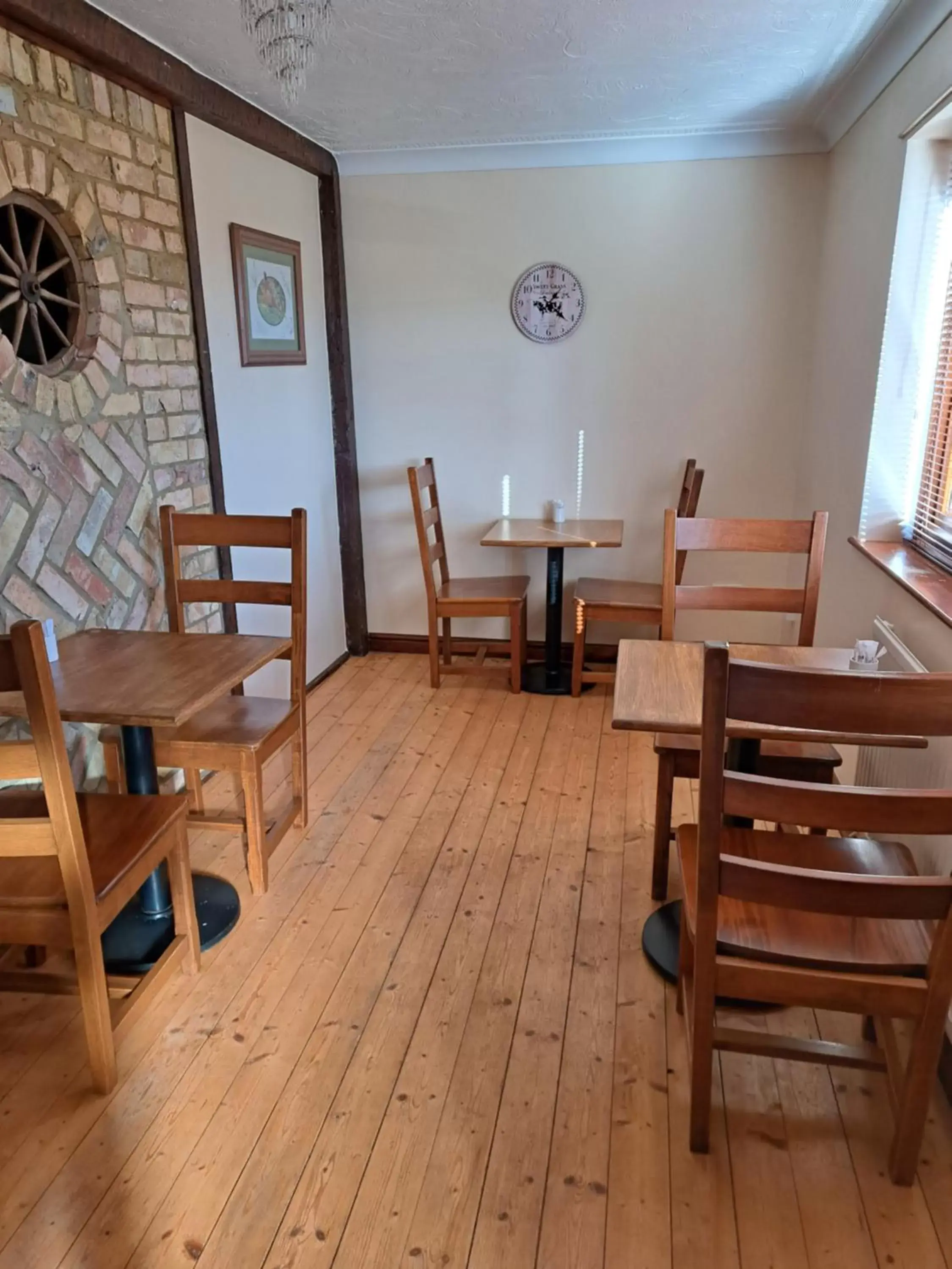 Breakfast, Dining Area in Highfields Holidays bed & breakfast