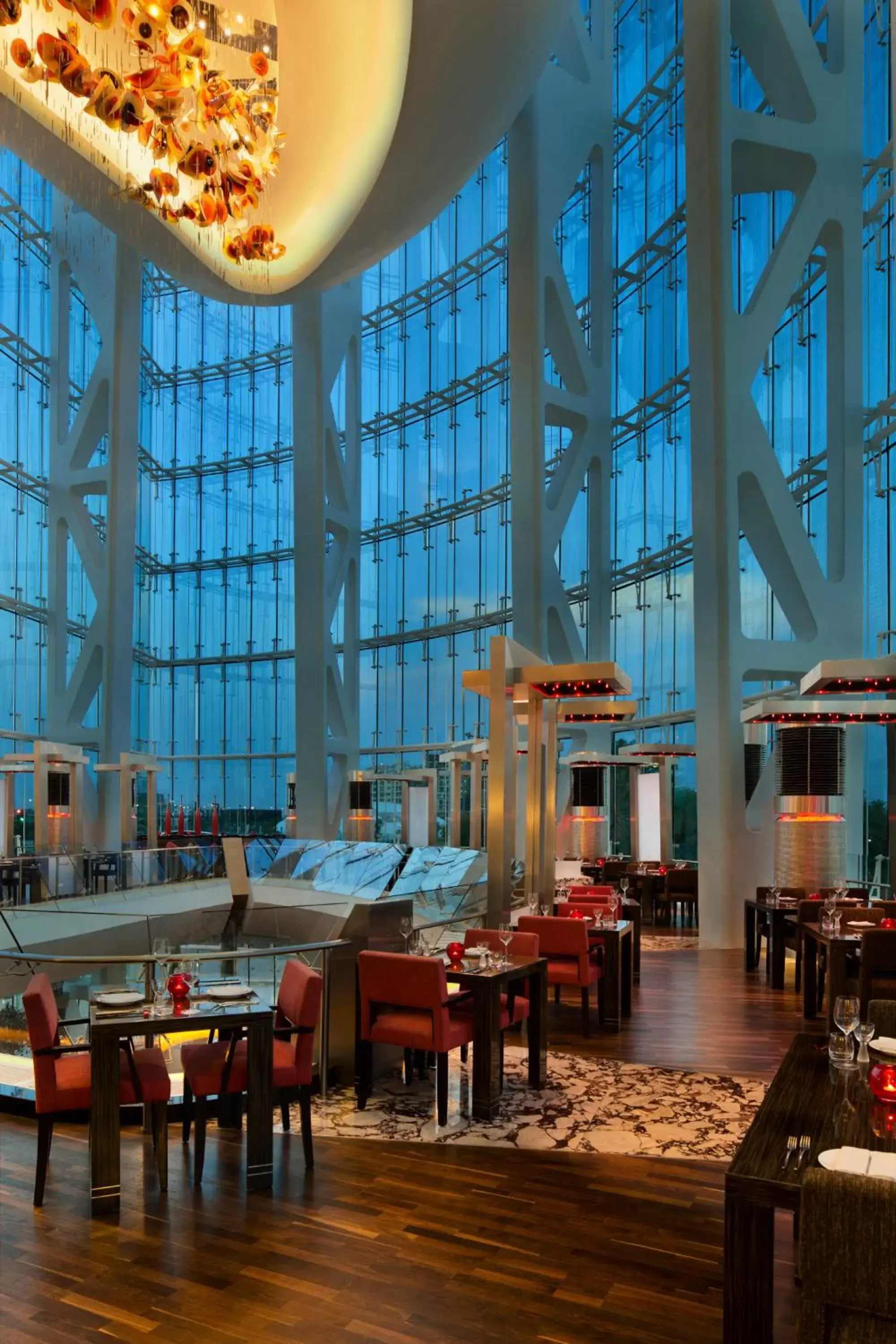 Lobby or reception, Restaurant/Places to Eat in Millennium Al Rawdah Hotel