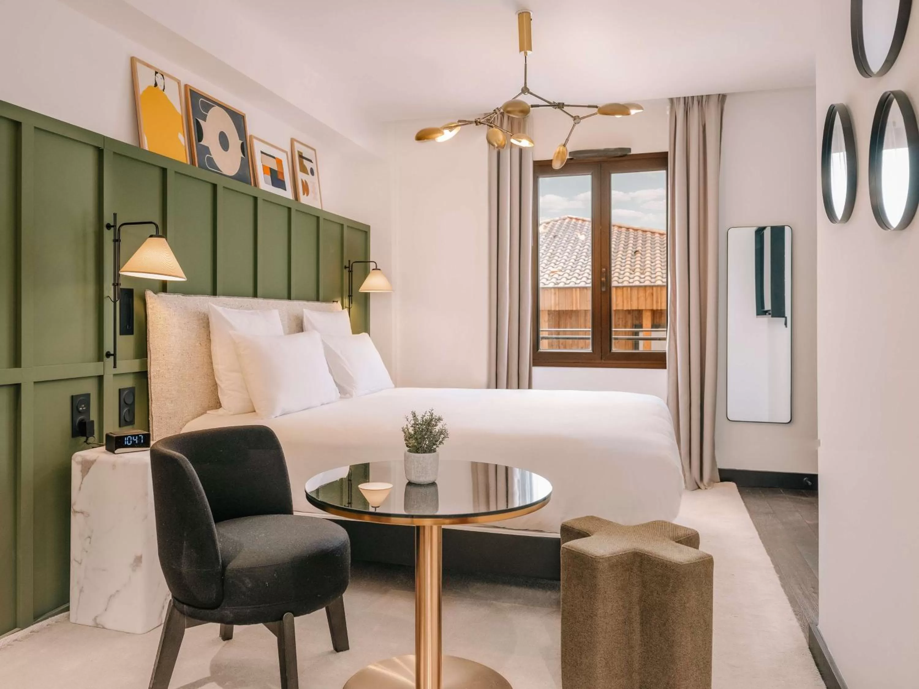 Bed in Marty Hotel Bordeaux - Tapestry Collection by Hilton