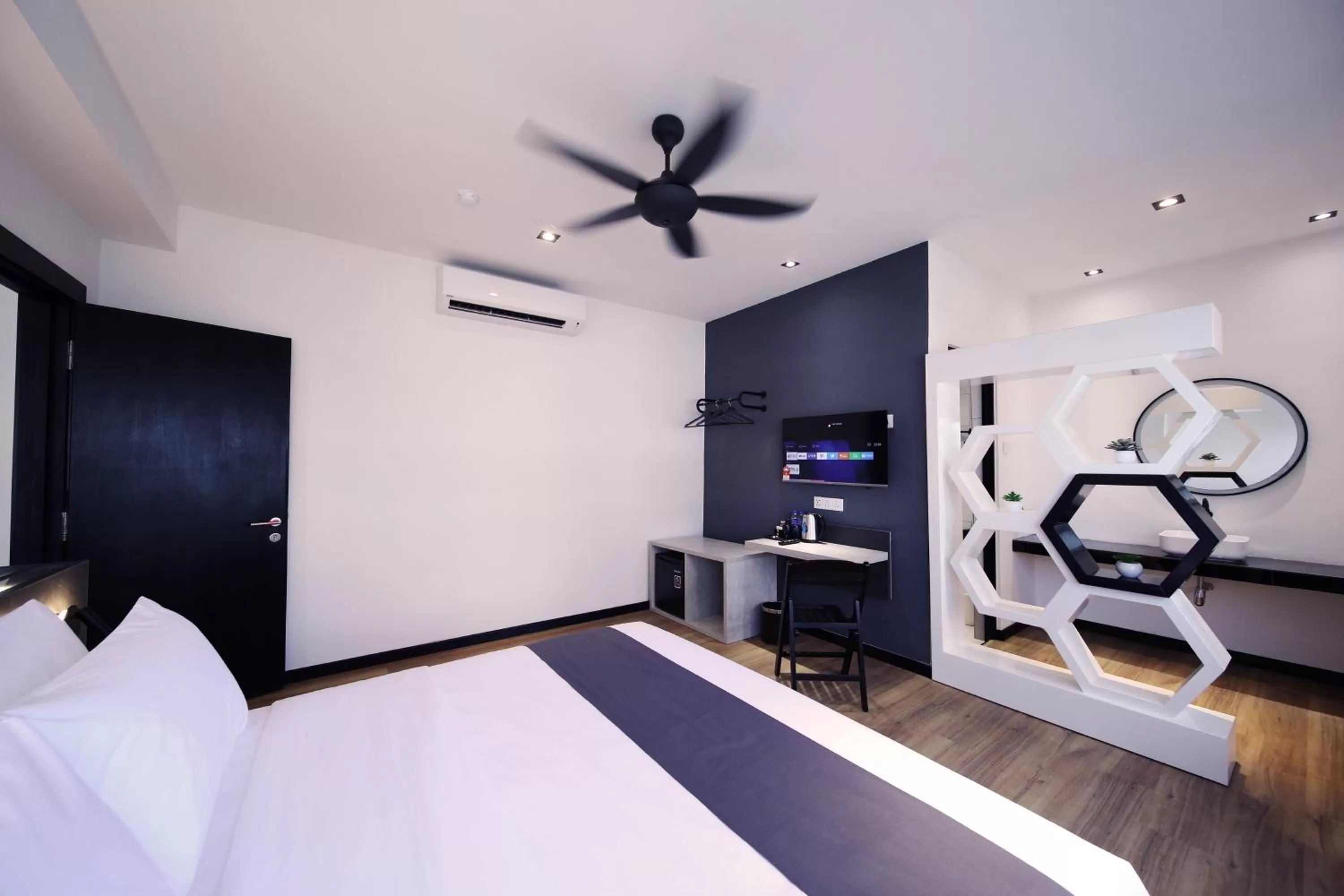 TV and multimedia, Bed in ARENA Boutique Hotel Kuala Terengganu