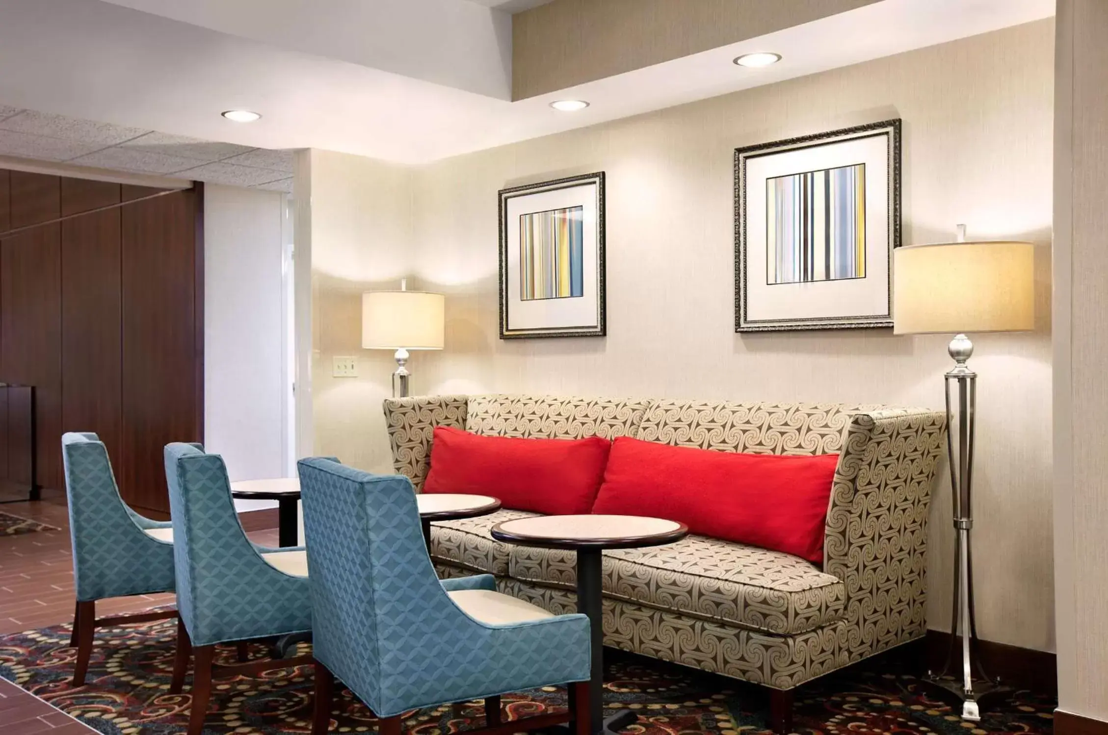 Lobby or reception, Seating Area in Hampton Inn Atlanta-Stockbridge
