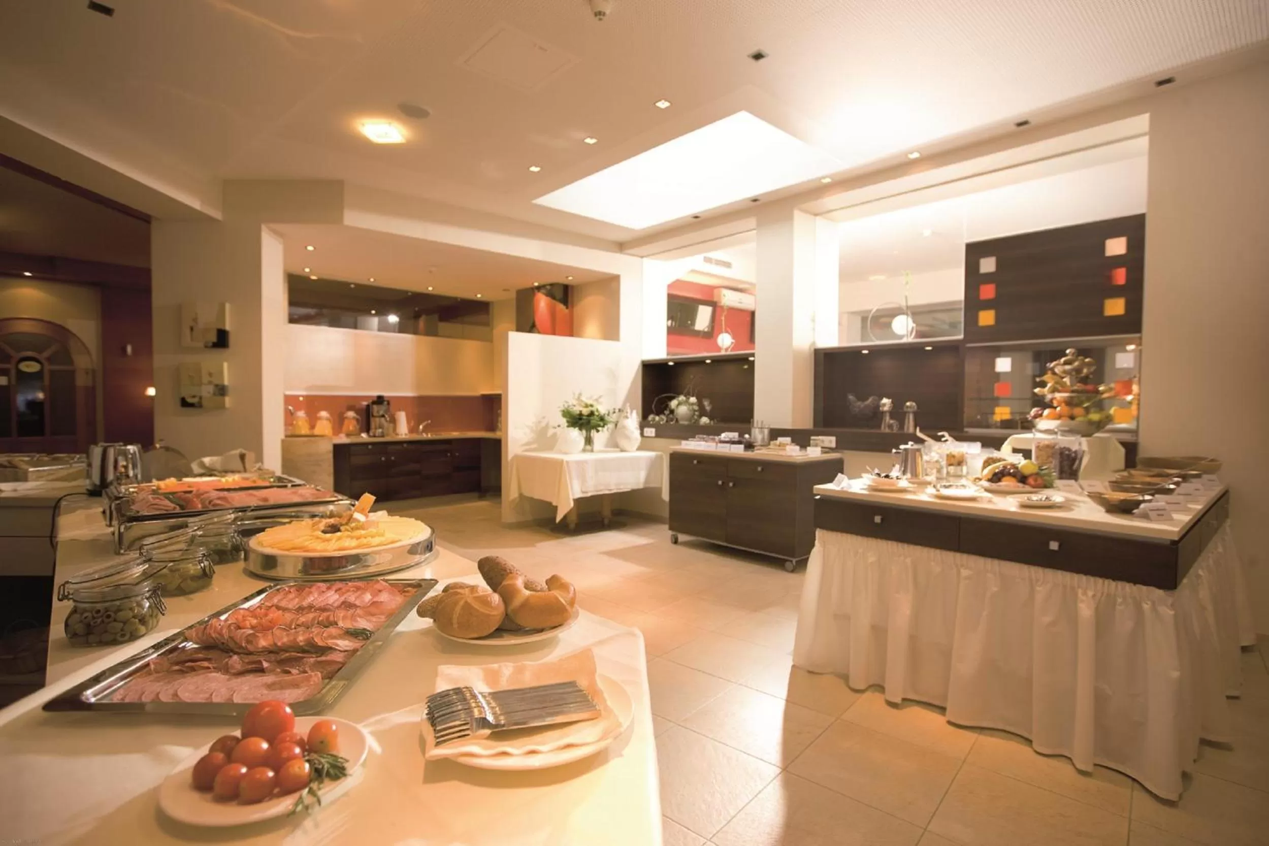 Restaurant/places to eat in Hotel Liebmann