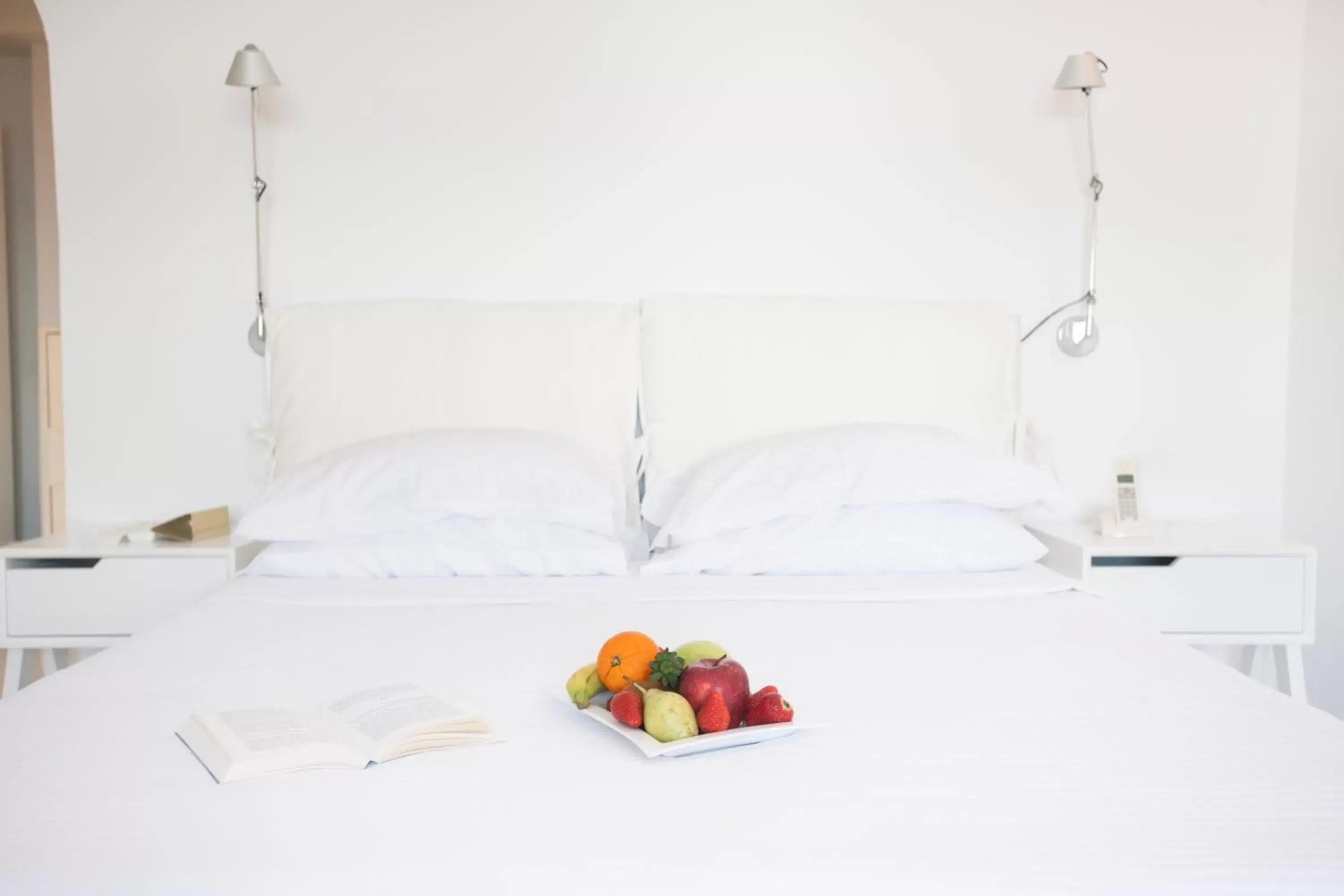 Bed in Lilium Hotel Santorini Bed in Lilium Hotel Santorini