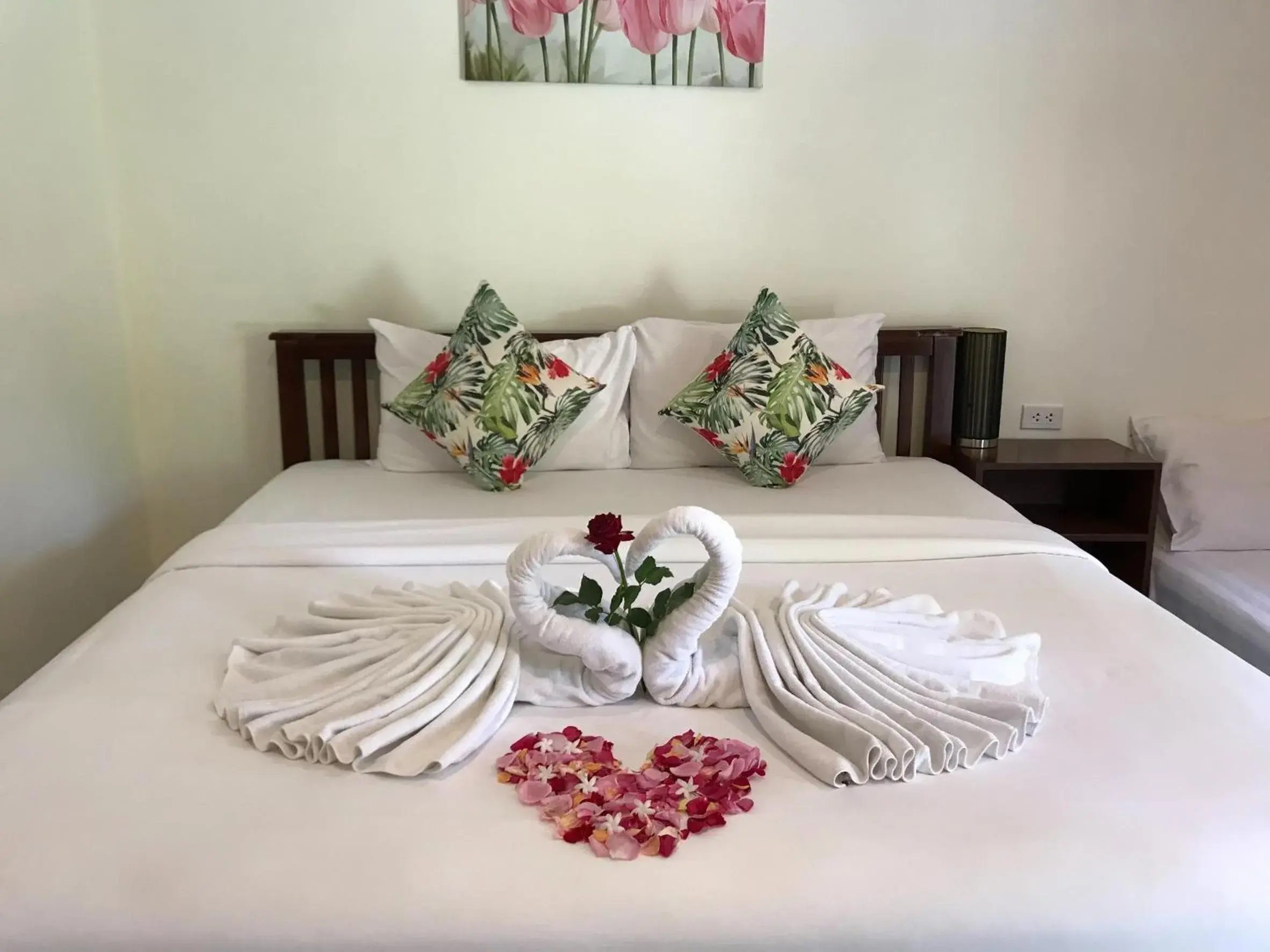 Bed in Baan Suan Rim Klong