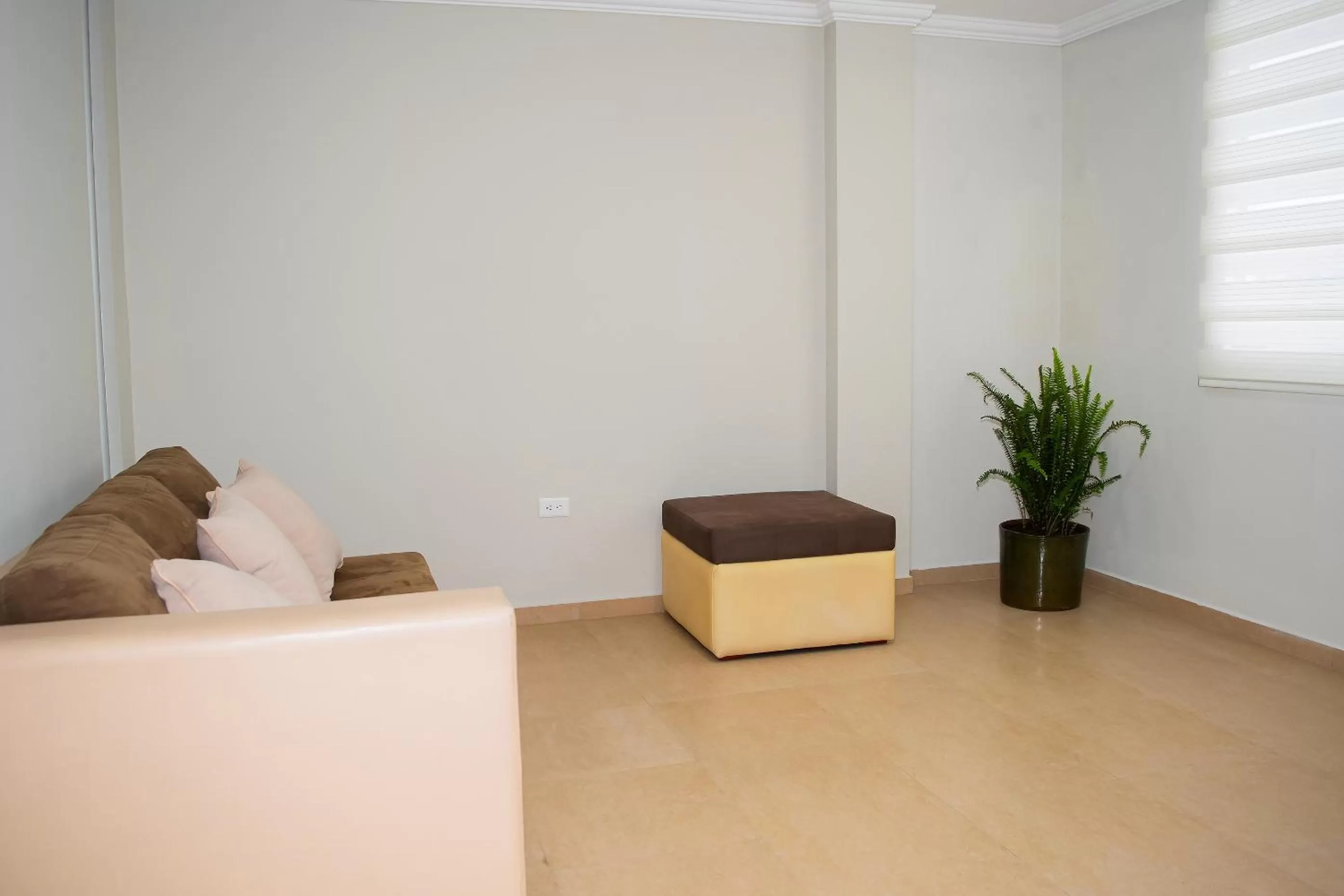 Living room in Illari Hotel