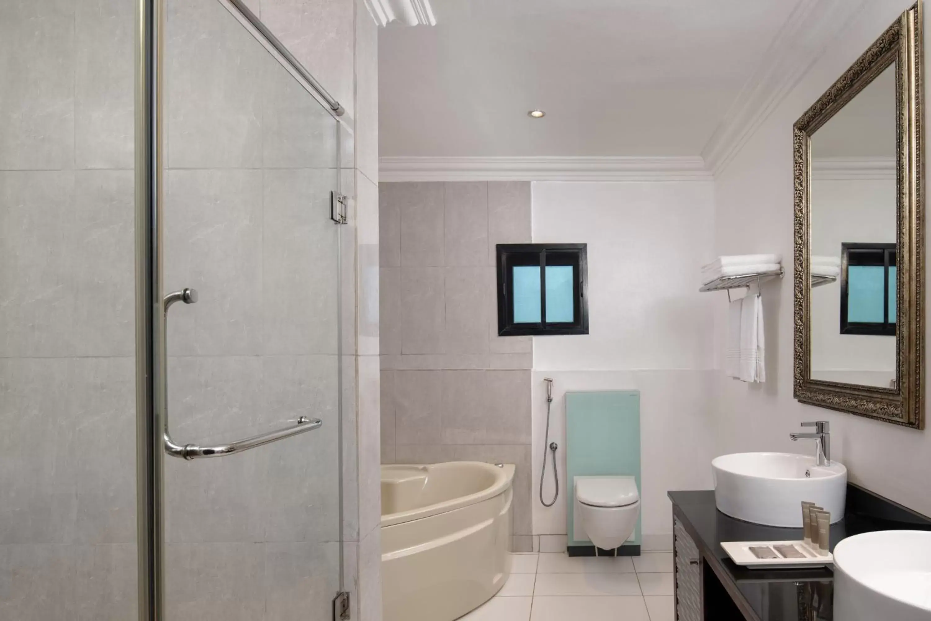 Bathroom in Protea Hotel by Marriott Lagos Kuramo Waters