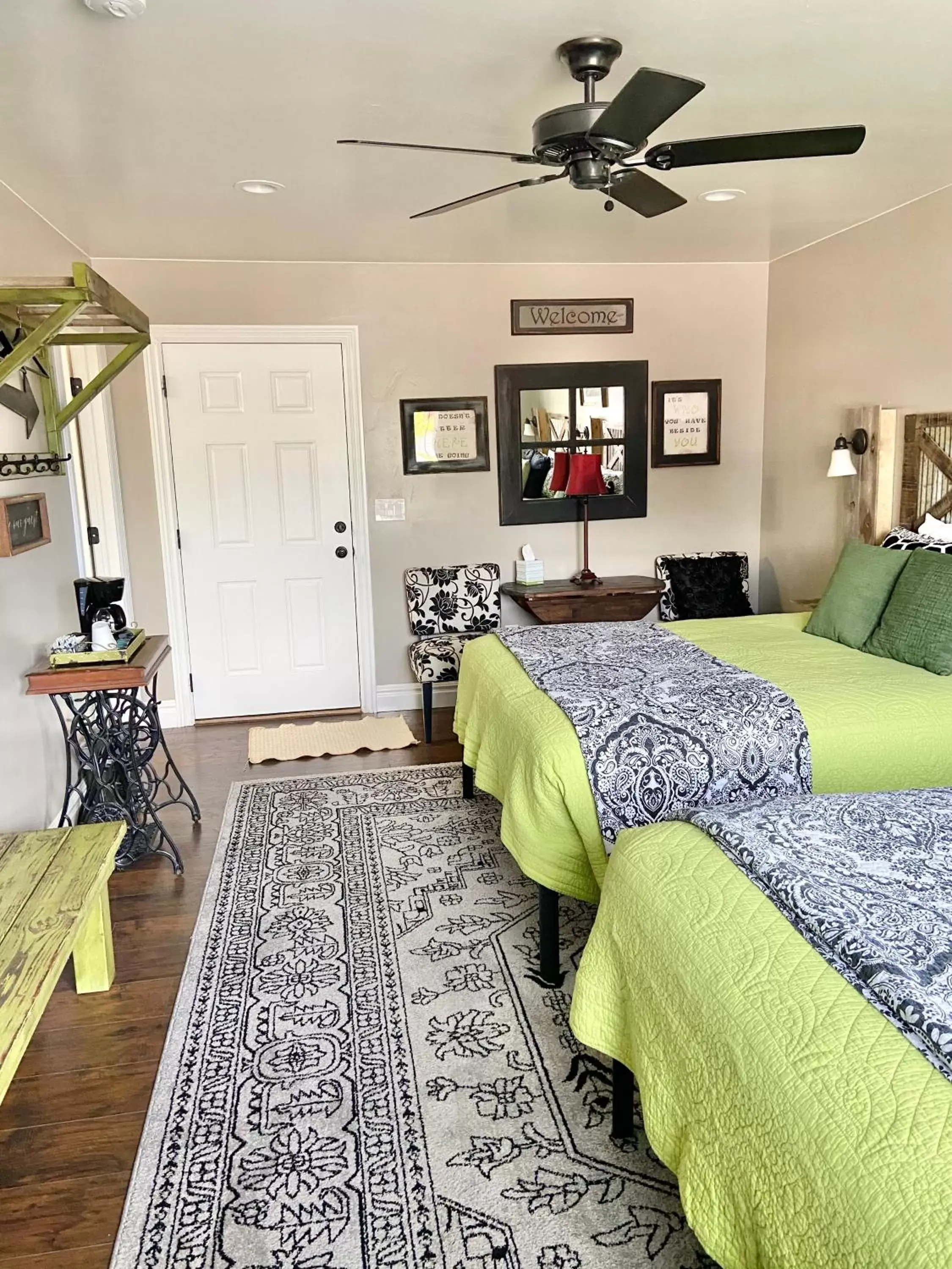 Bedroom, Seating Area in The Panguitch House