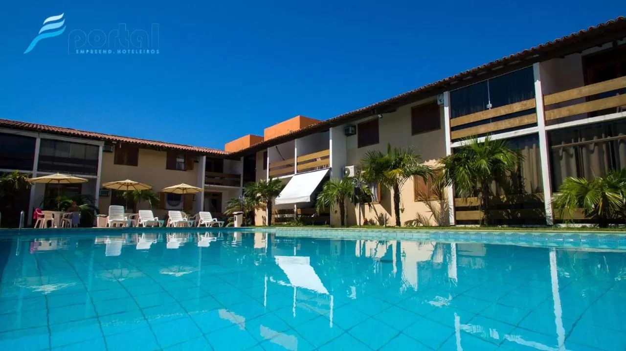 Swimming Pool in Apart Hotel Portal Do Atlântico - Portal Hotéis