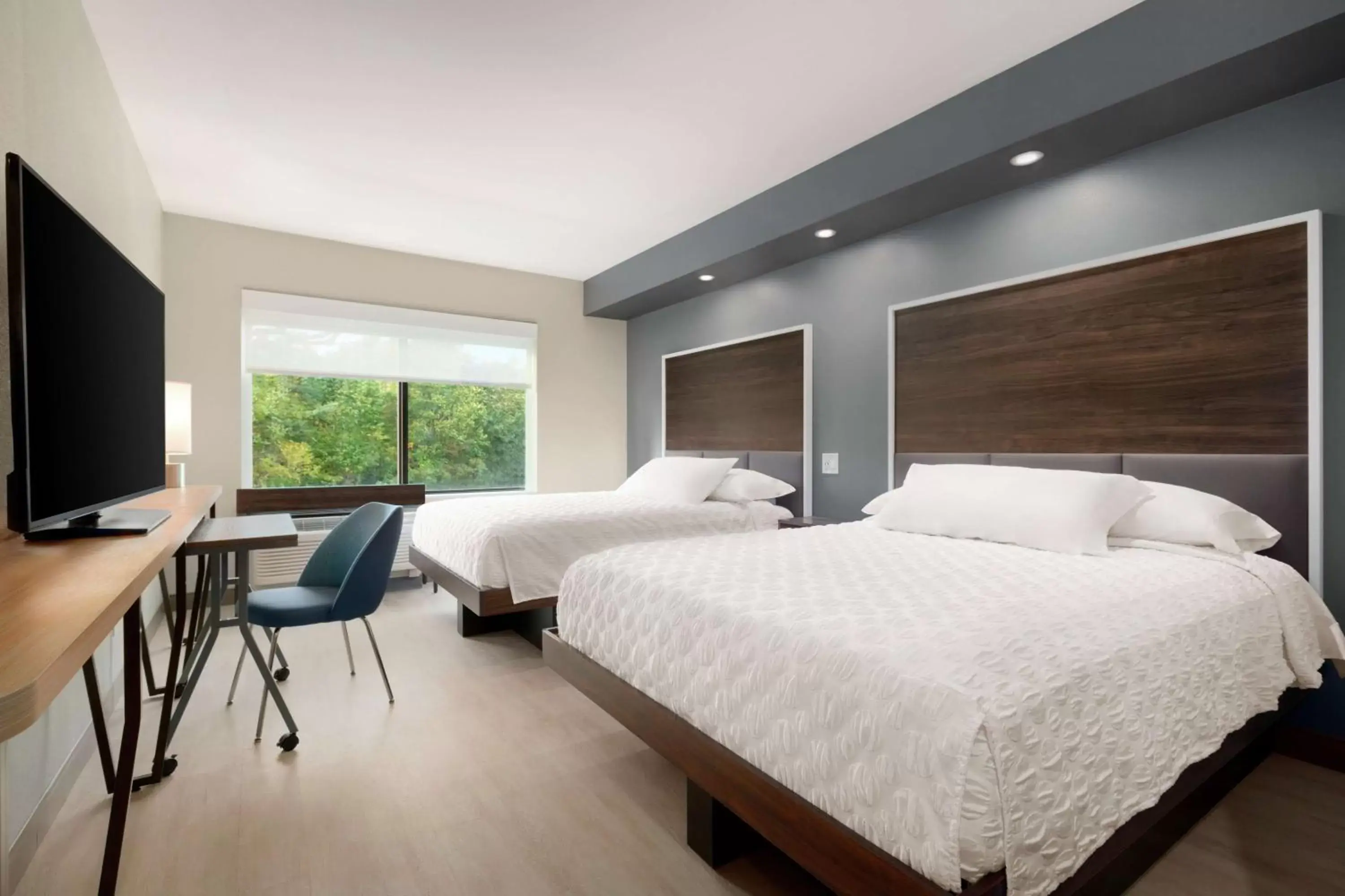 Bedroom, Bed in Tru by Hilton Albany Crossgates Mall