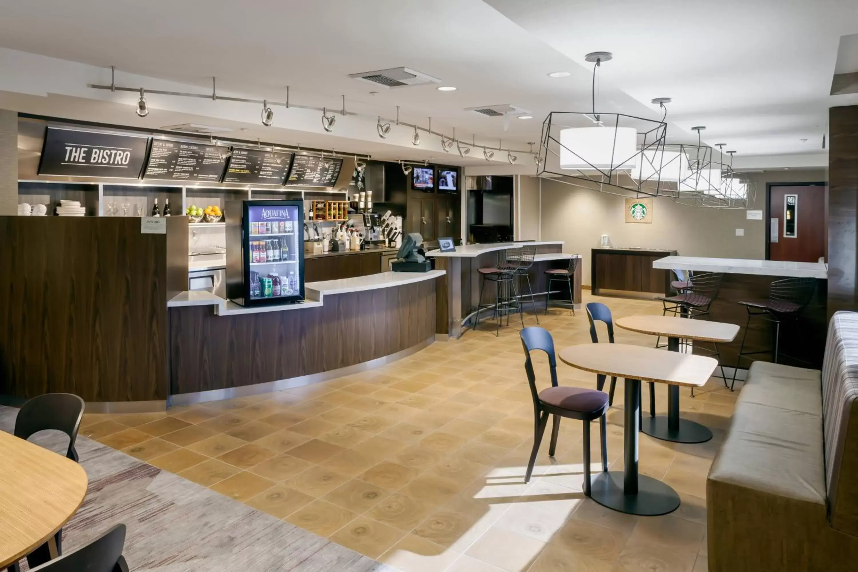 Restaurant/places to eat in Courtyard by Marriott Henderson - Green Valley - Las Vegas