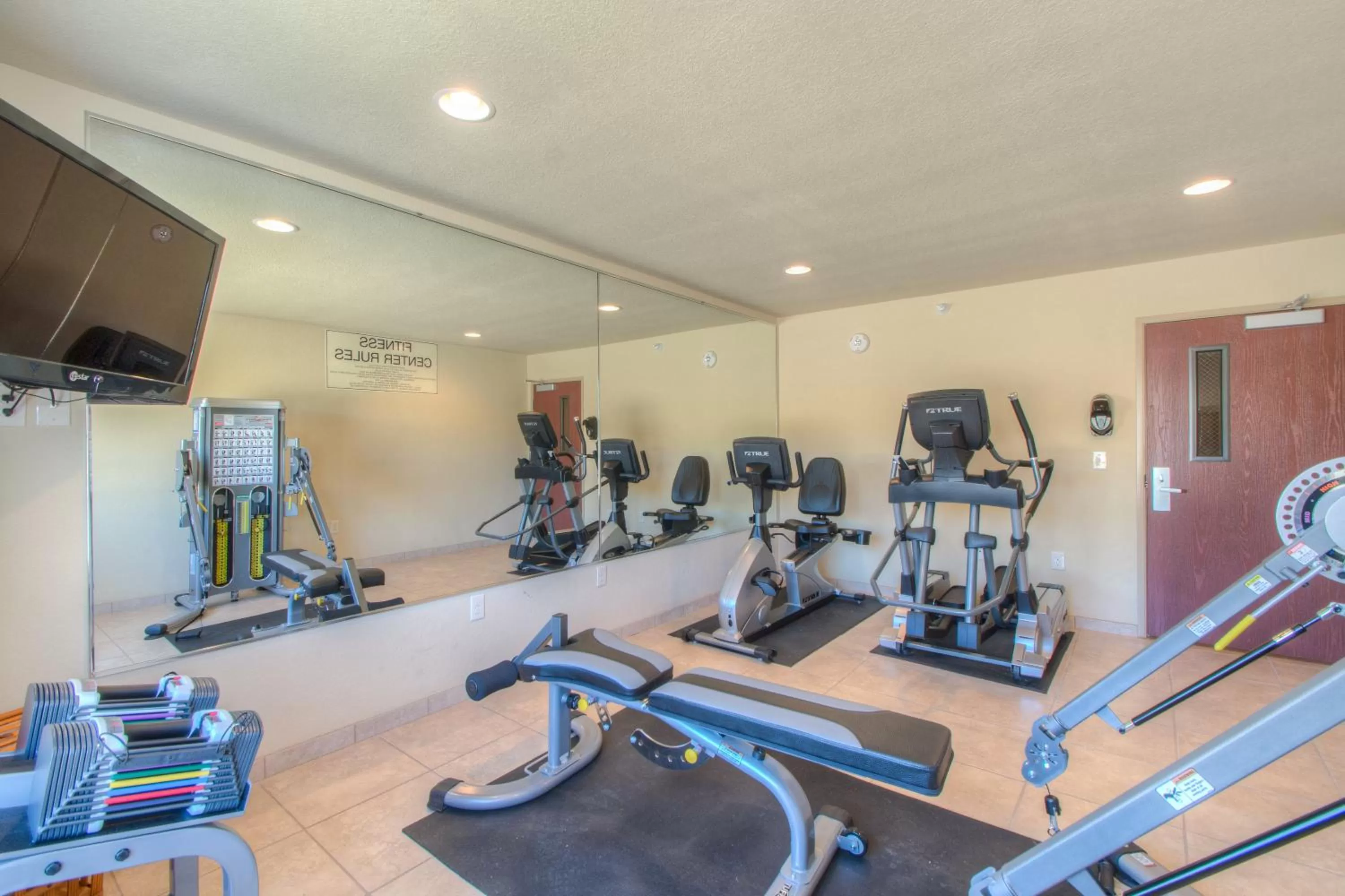 Fitness centre/facilities in Cobblestone Inn & Suites - Wray