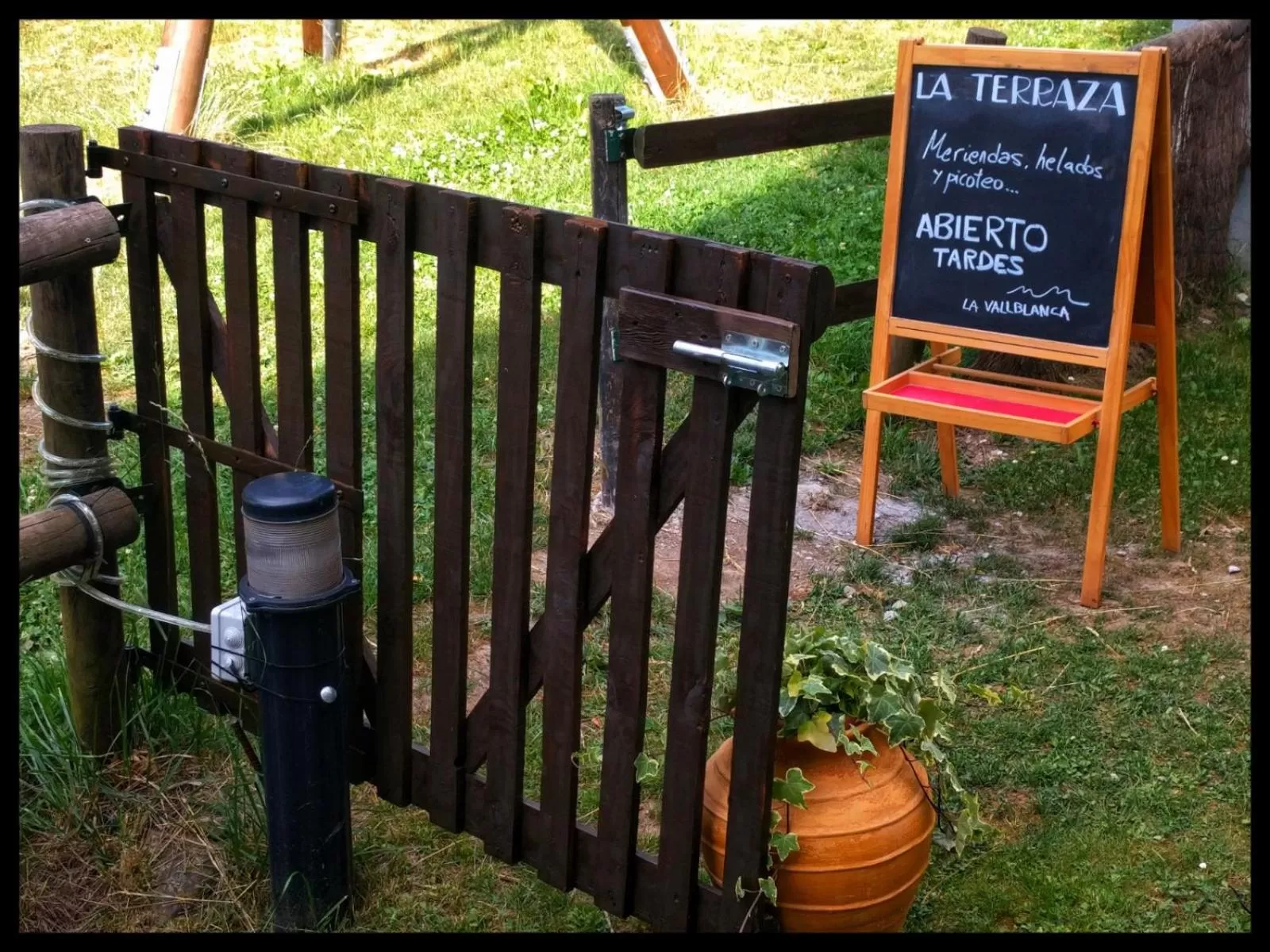 Summer in Aparthotel La Vall Blanca