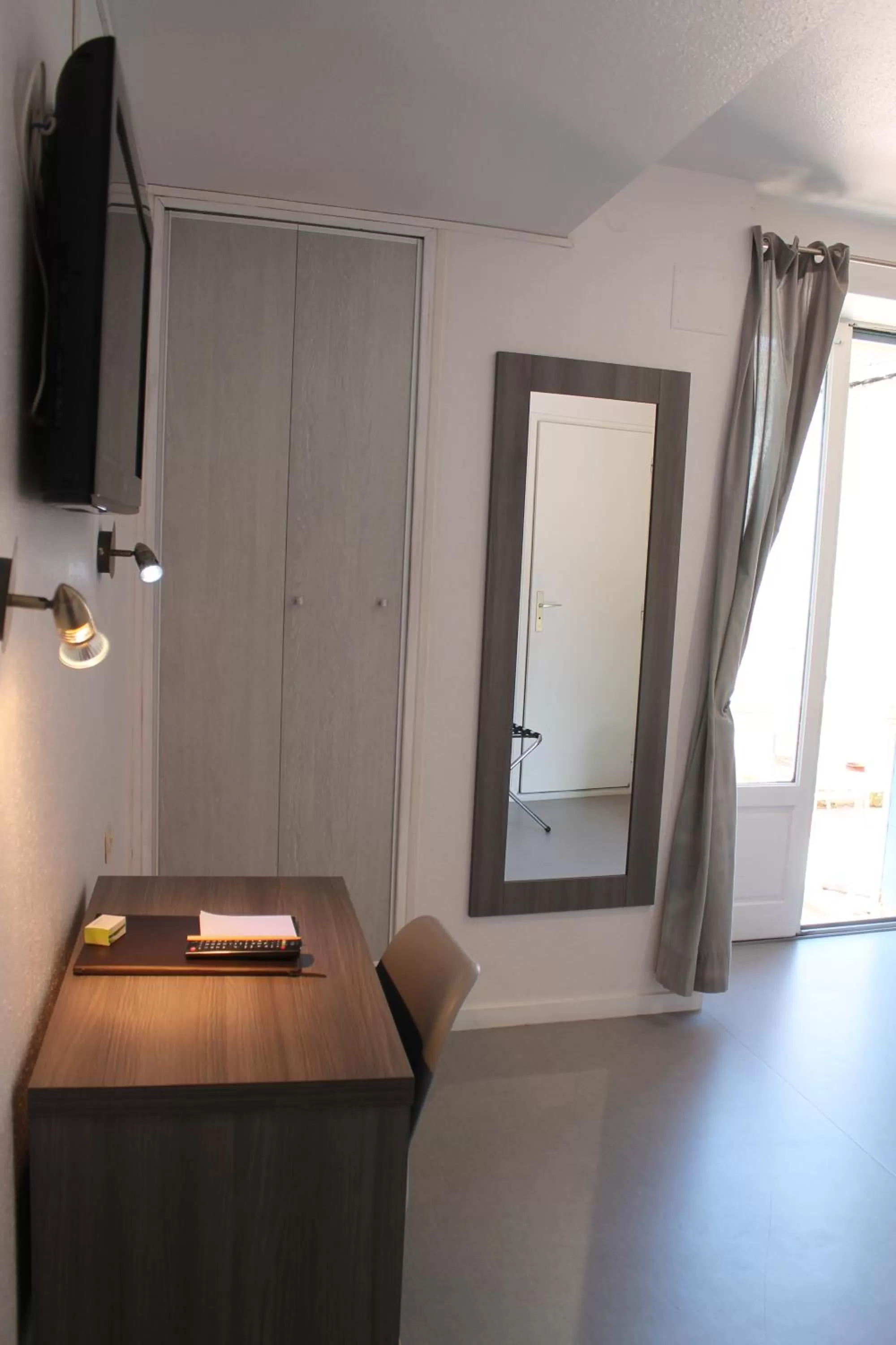 Photo of the whole room in Logis Hôtel Vuillot