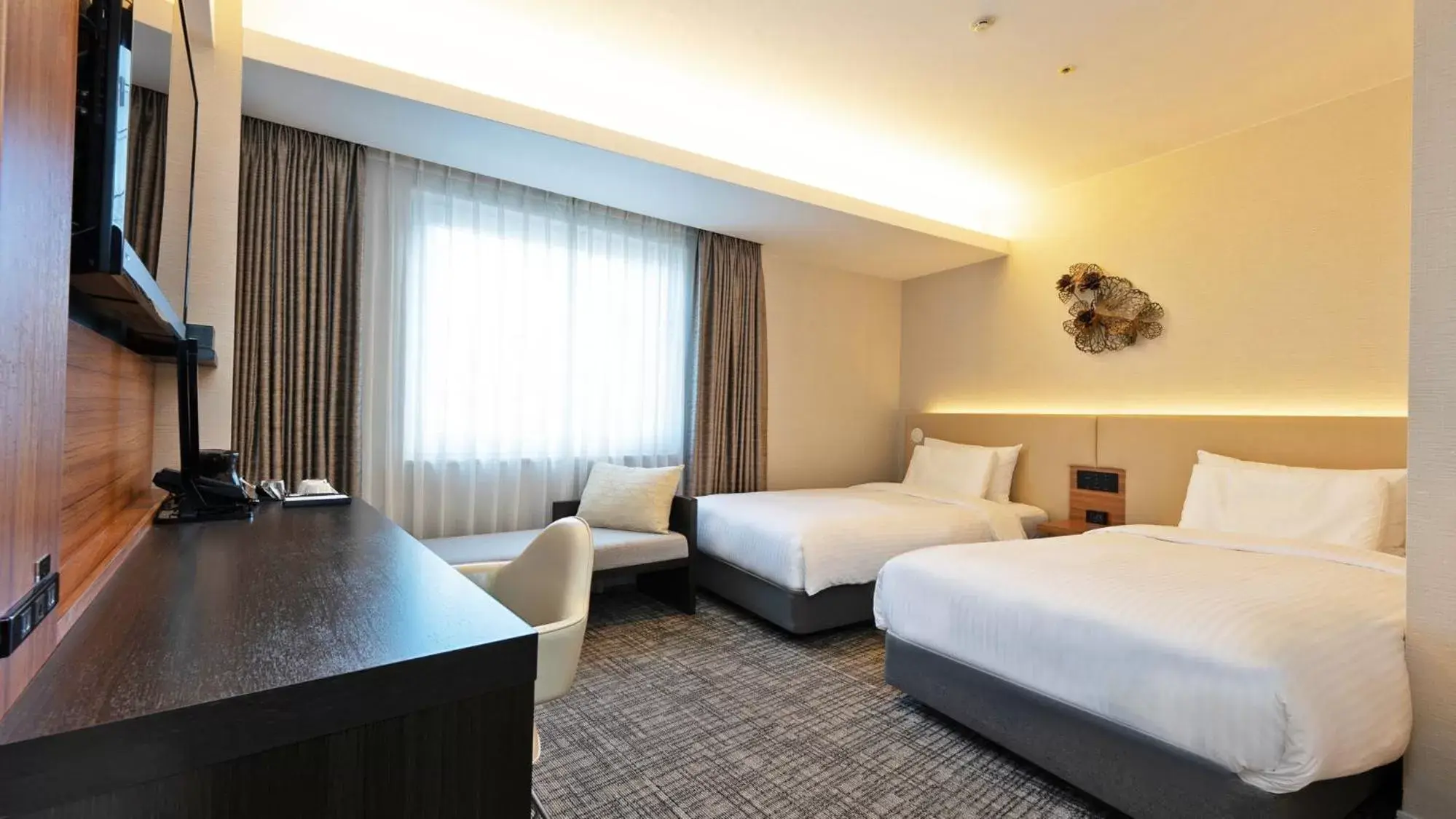 Photo of the whole room in Premier Hotel -CABIN PRESIDENT- Osaka