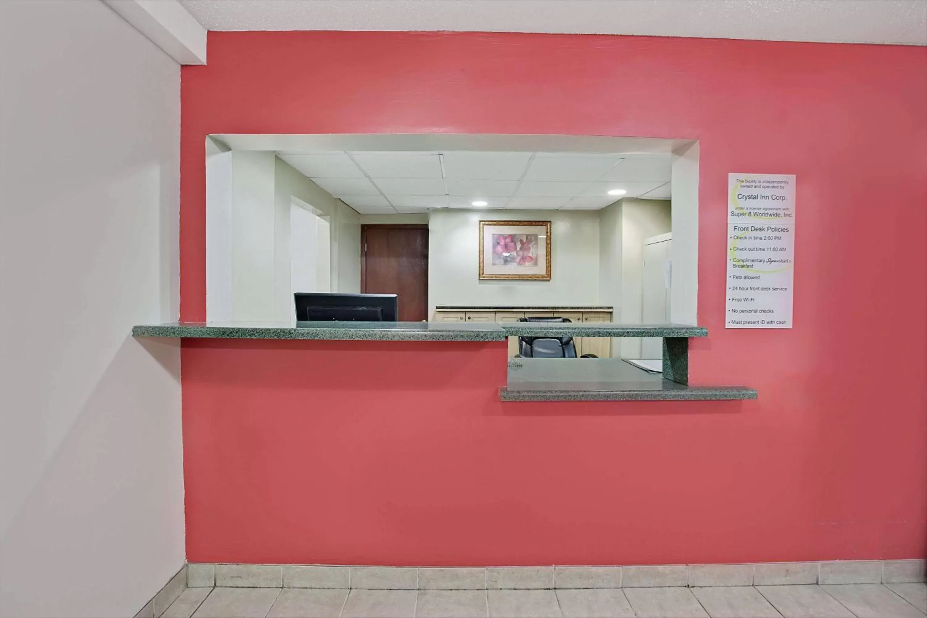 Lobby or reception, Lobby/Reception in Super 8 by Wyndham Crystal Lake