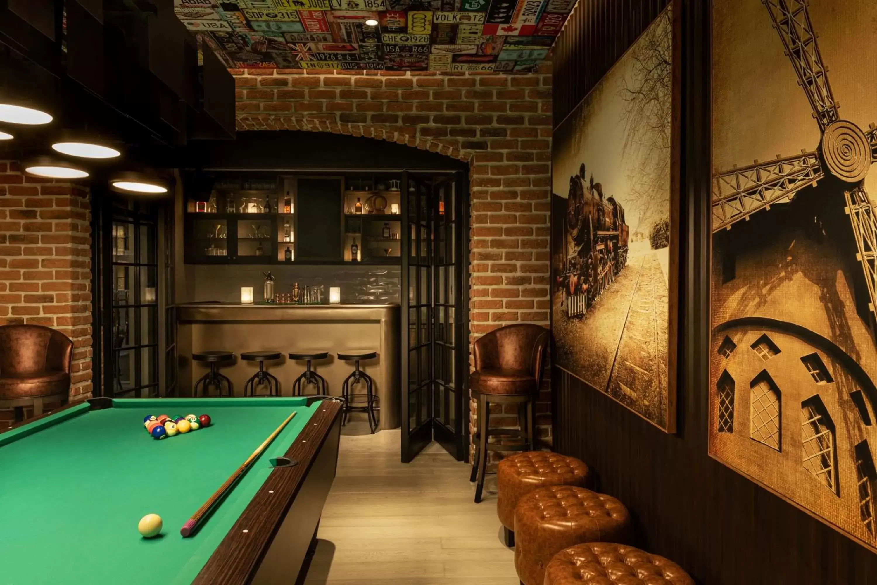 Lounge or bar, Billiards in Le Royal Méridien Doha