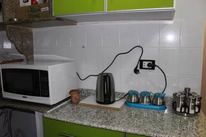 Coffee/tea facilities, Kitchen/Kitchenette in Hostel Sunset Down town