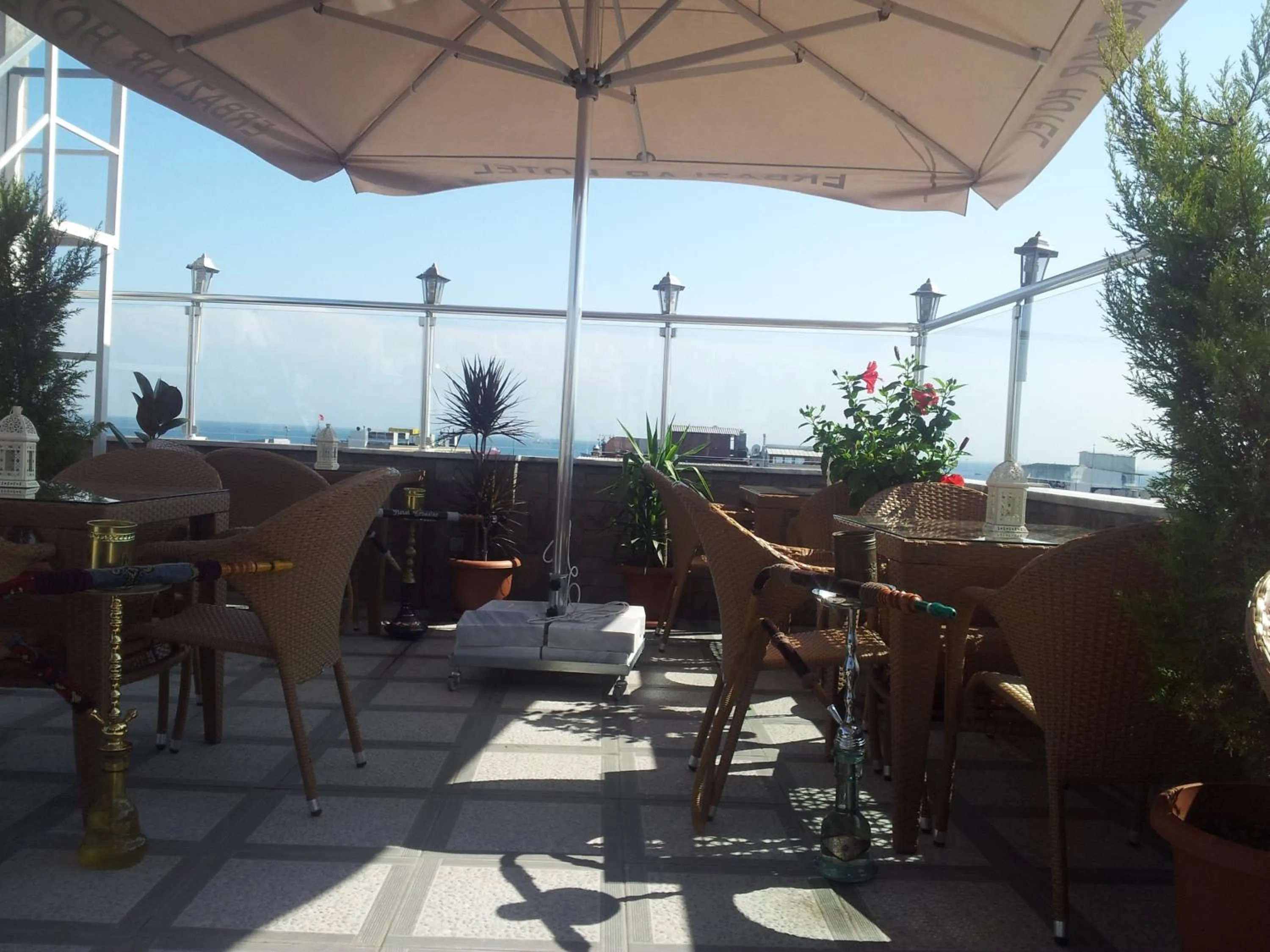 Restaurant/places to eat in Erbazlar Hotel