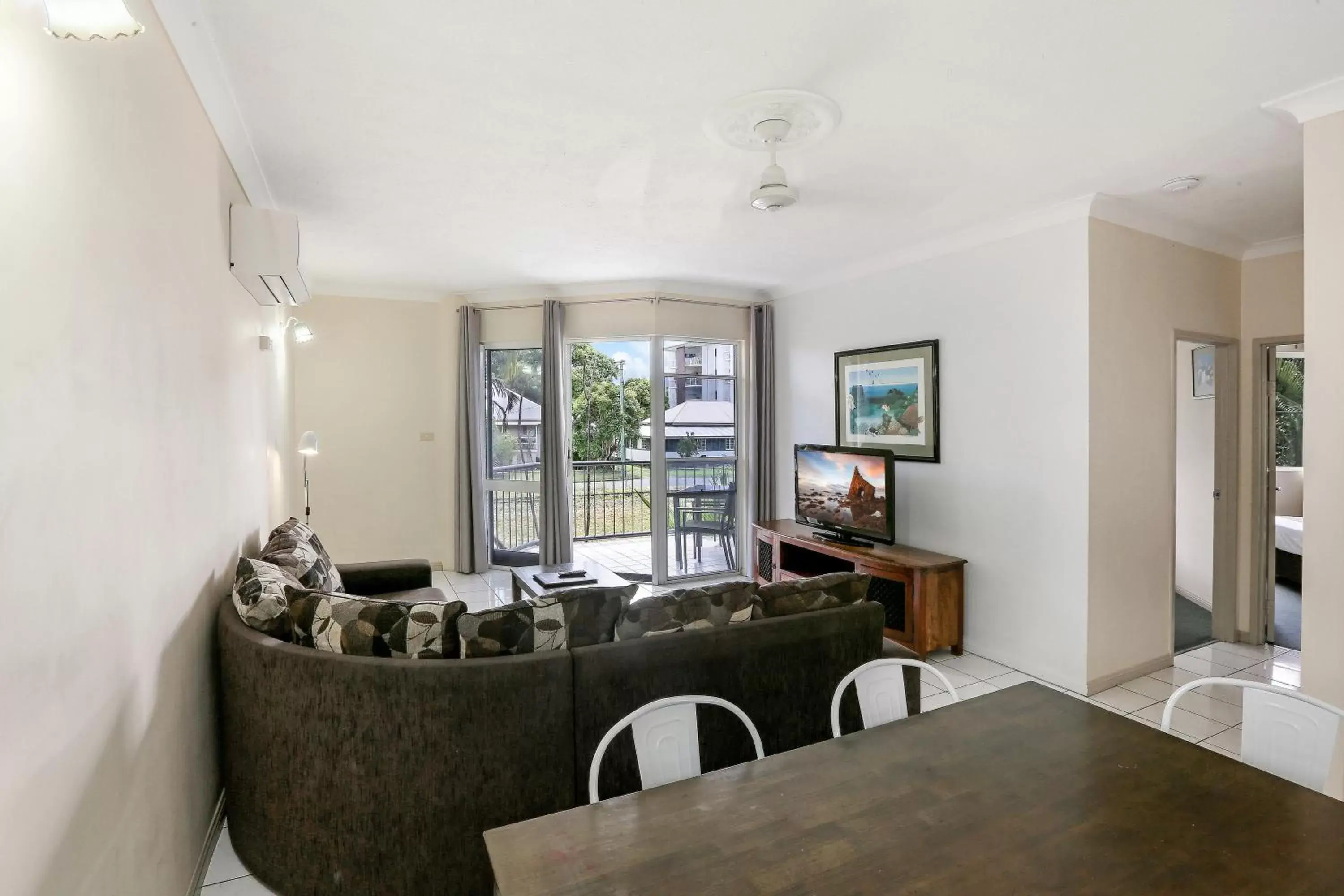 Living room, Seating Area in Citysider Cairns Holiday Apartments