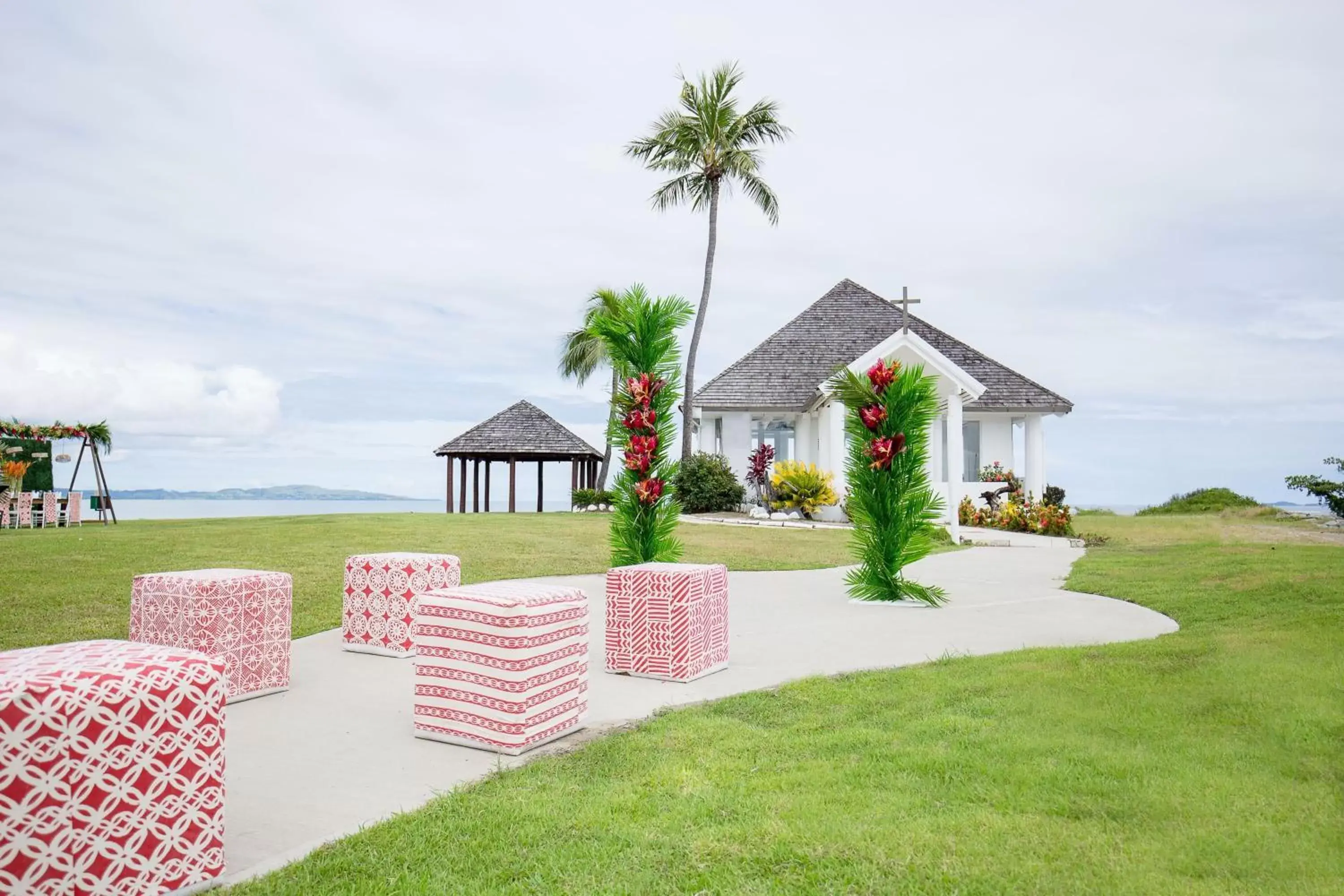 Beach, Garden in Sheraton Fiji Golf & Beach Resort