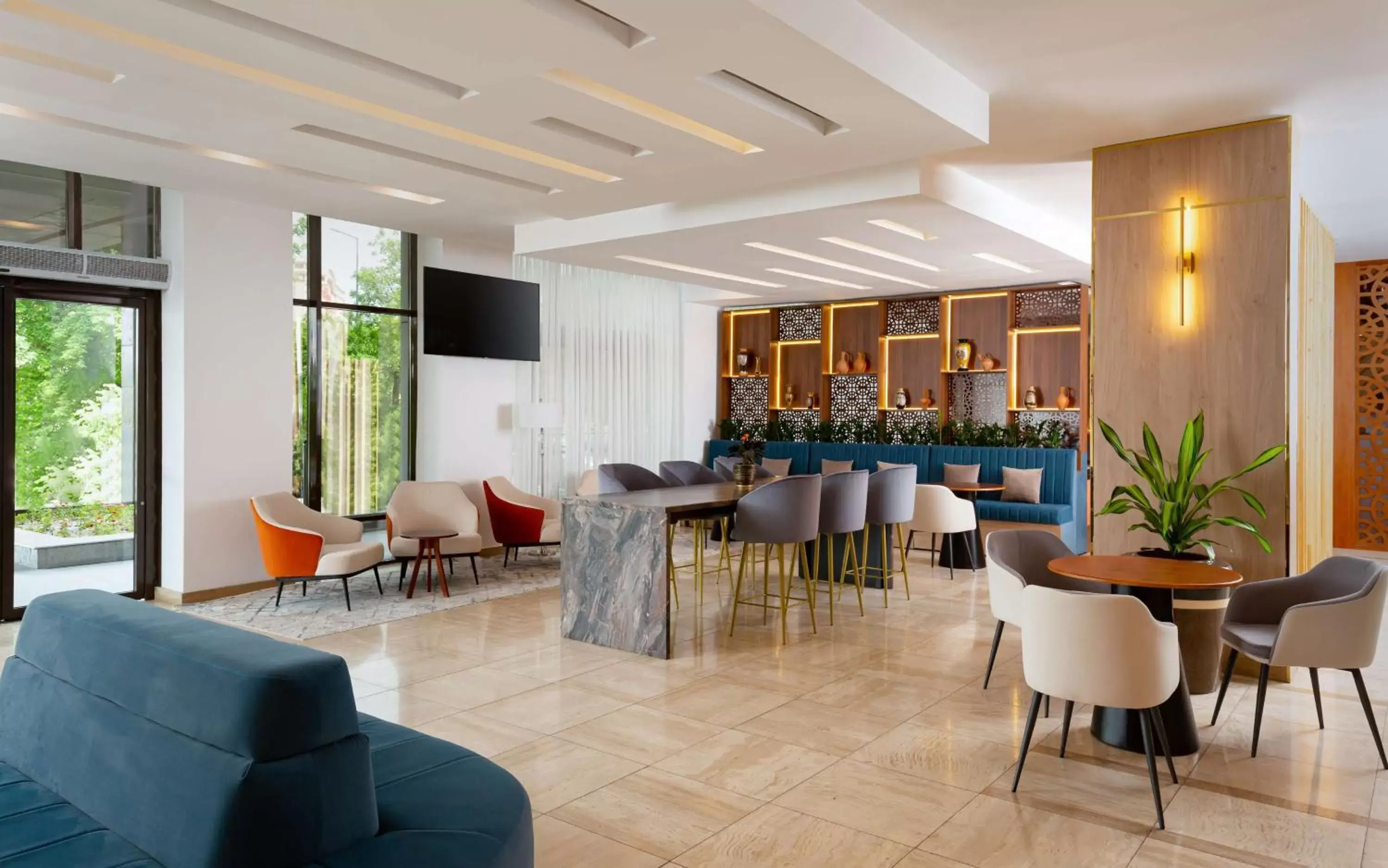 Lobby or reception, Restaurant/Places to Eat in DoubleTree by Hilton Shymkent