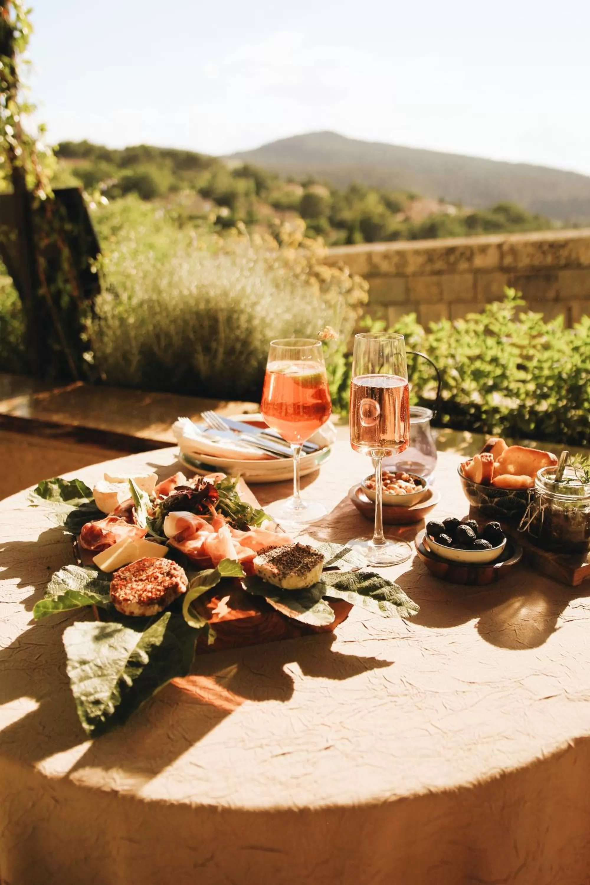 Restaurant/places to eat in Hôtel la Fête en Provence