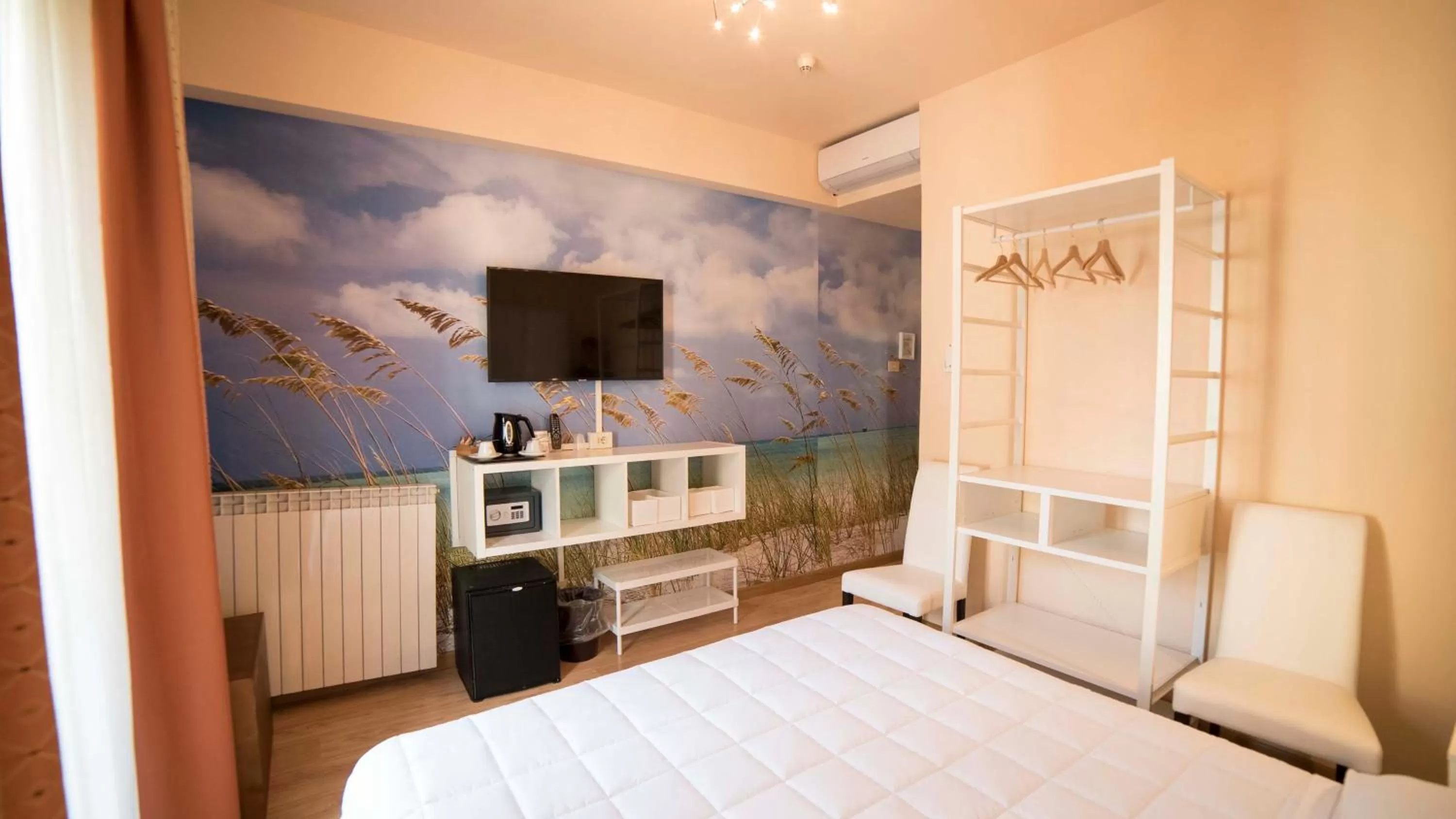 Photo of the whole room, Bed in Hotel Jane