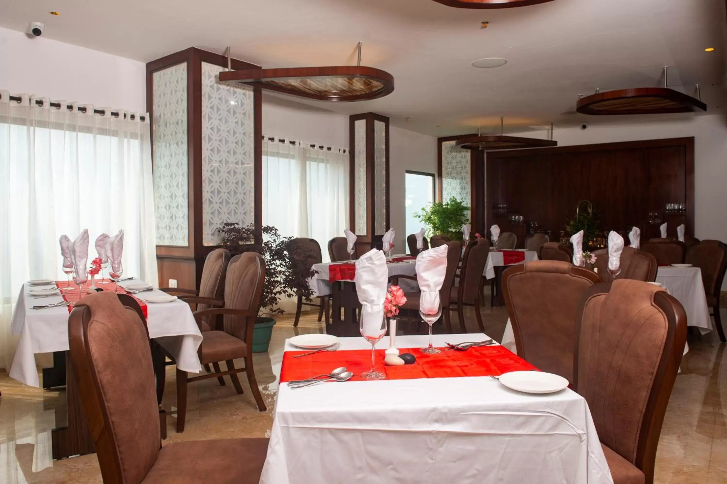 Restaurant/Places to Eat in Ramada by Wyndham Gangtok Hotel & Casino Golden