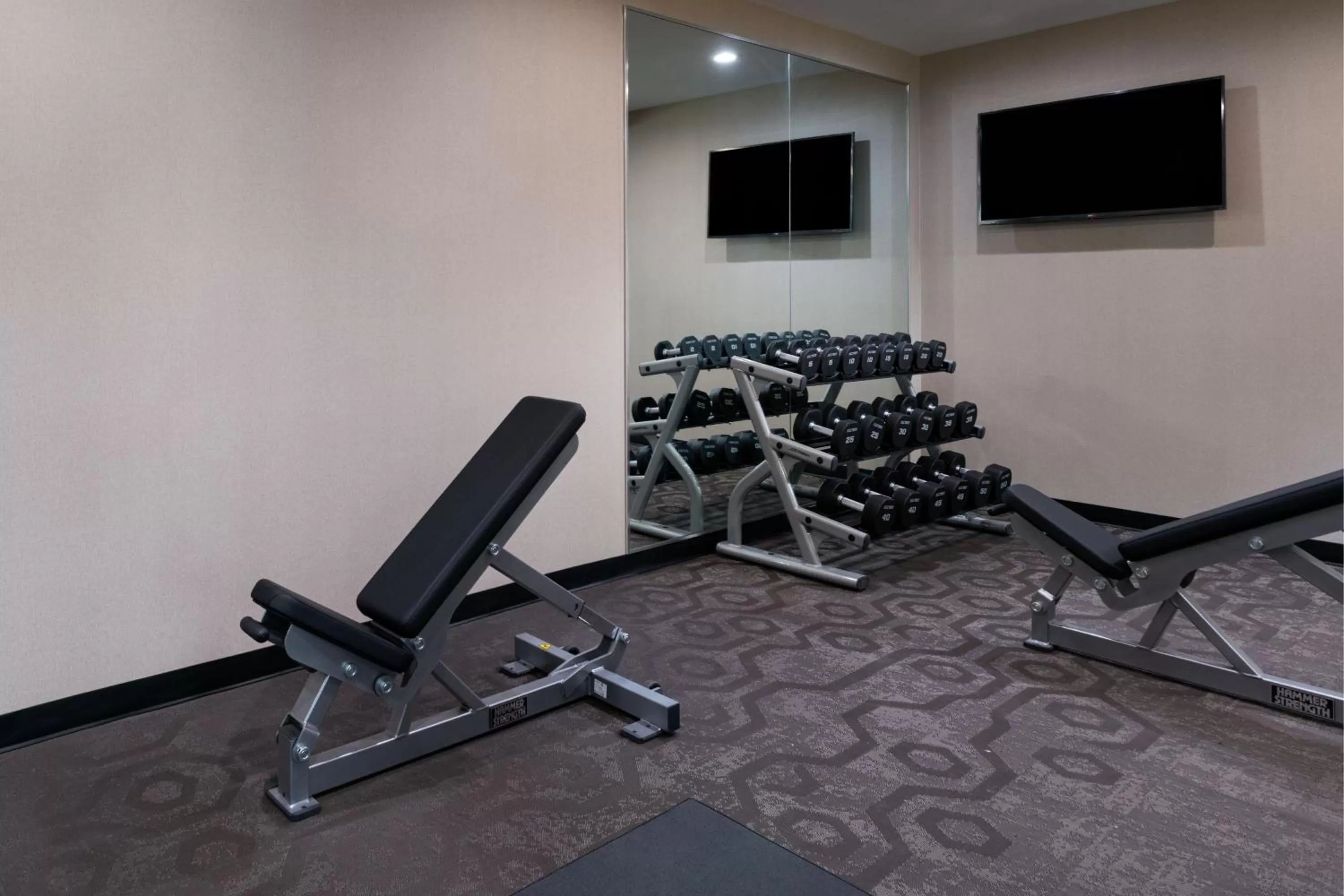 Fitness centre/facilities in Residence Inn New Brunswick Tower Center Blvd.