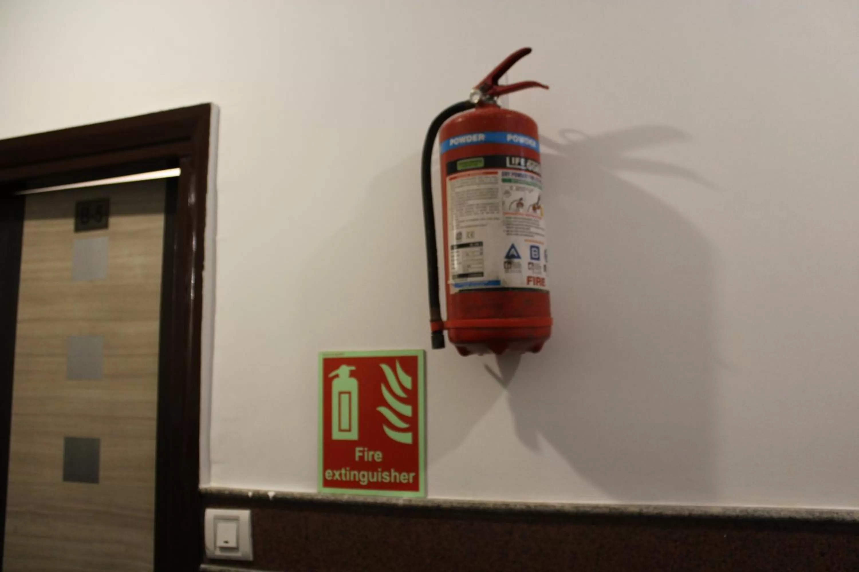 Property building in Trimrooms JMC Katra