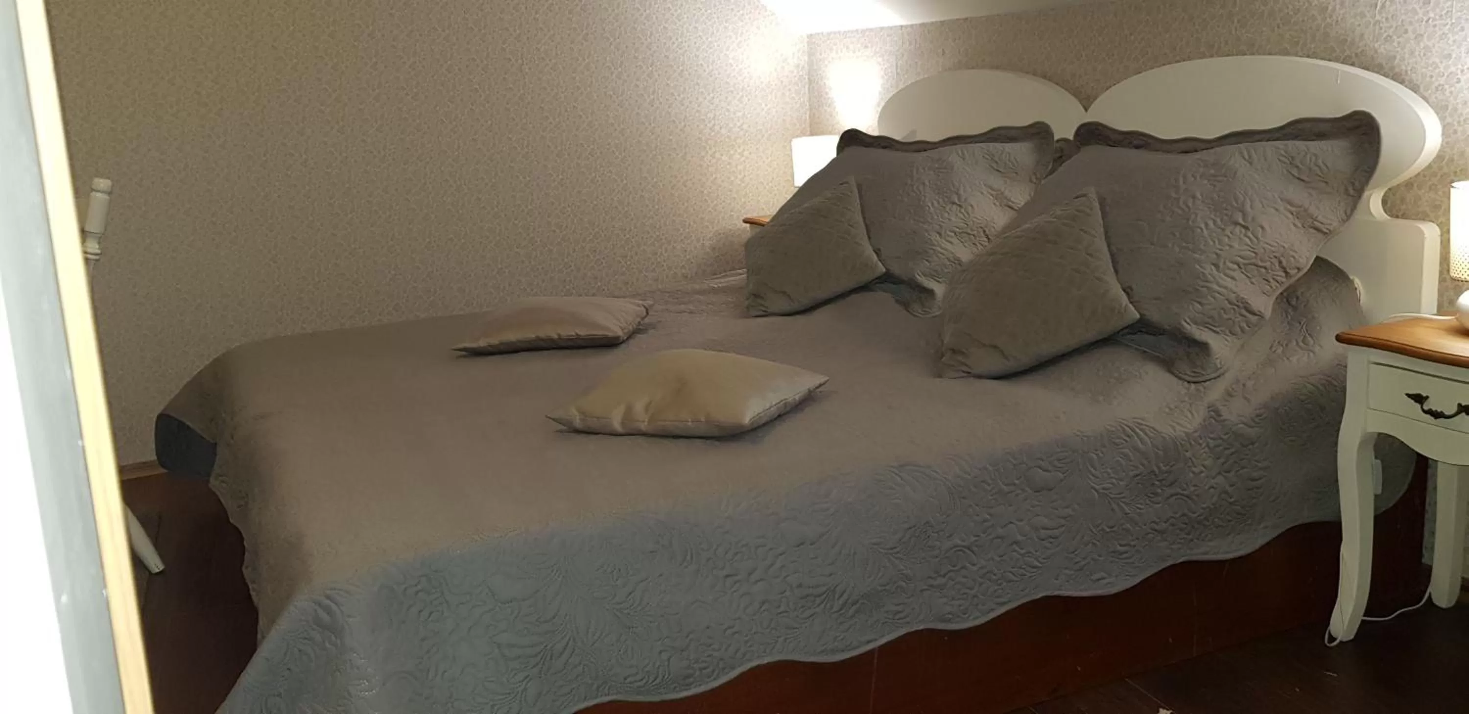 Bed in Villa Lucia - Apartments&Rooms
