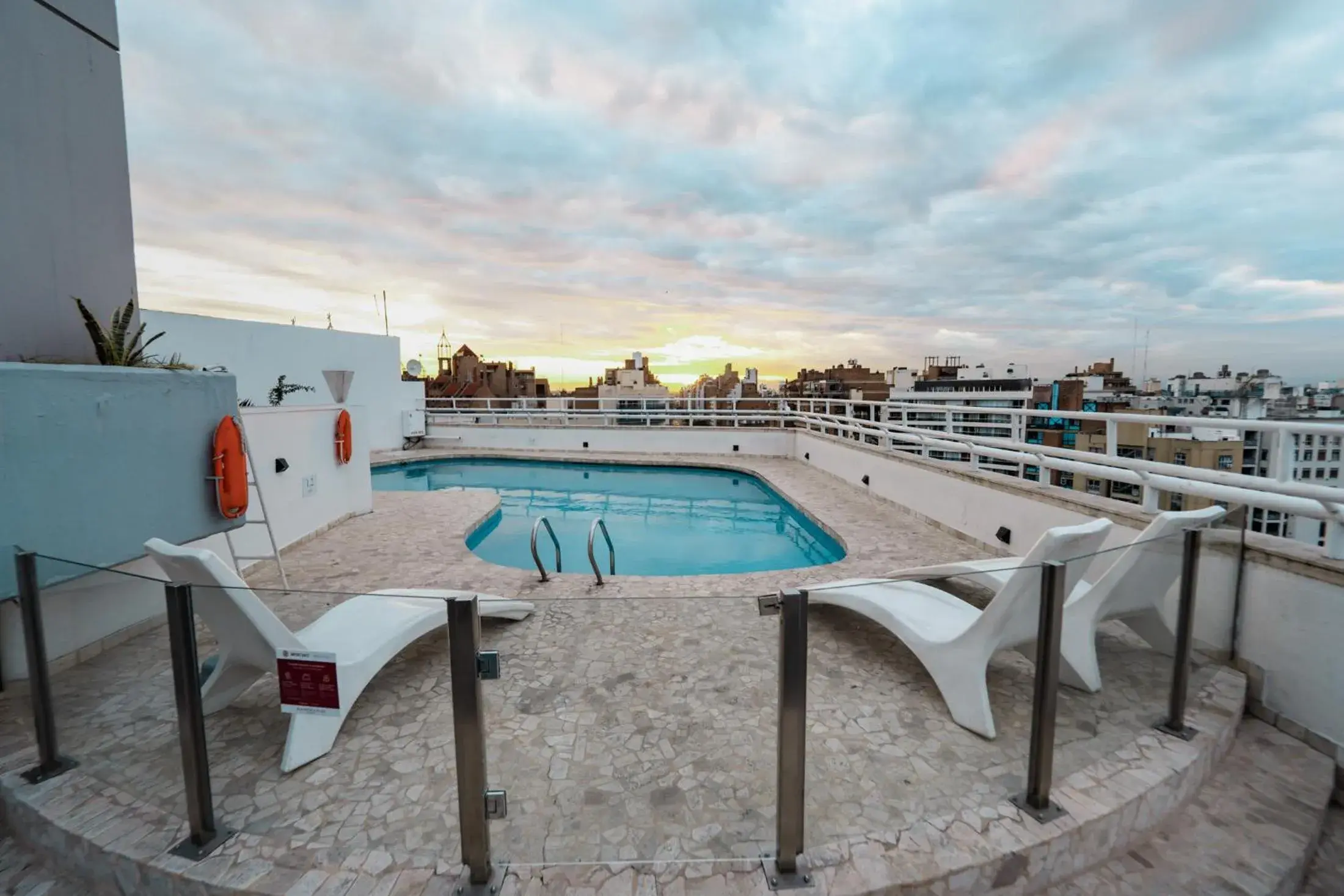 Off site, Swimming Pool in Amérian Executive Córdoba Hotel