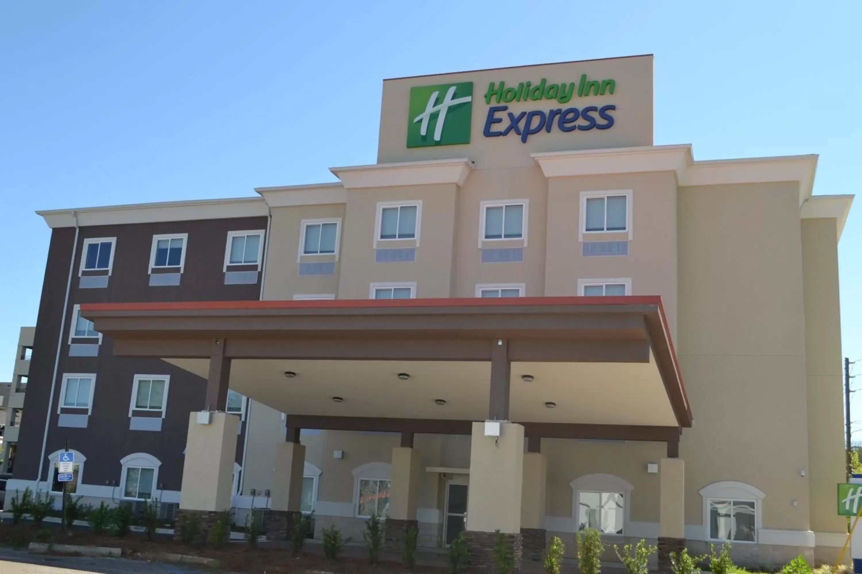 Property building in Holiday Inn Express Tallahassee-University Central, an IHG Hotel