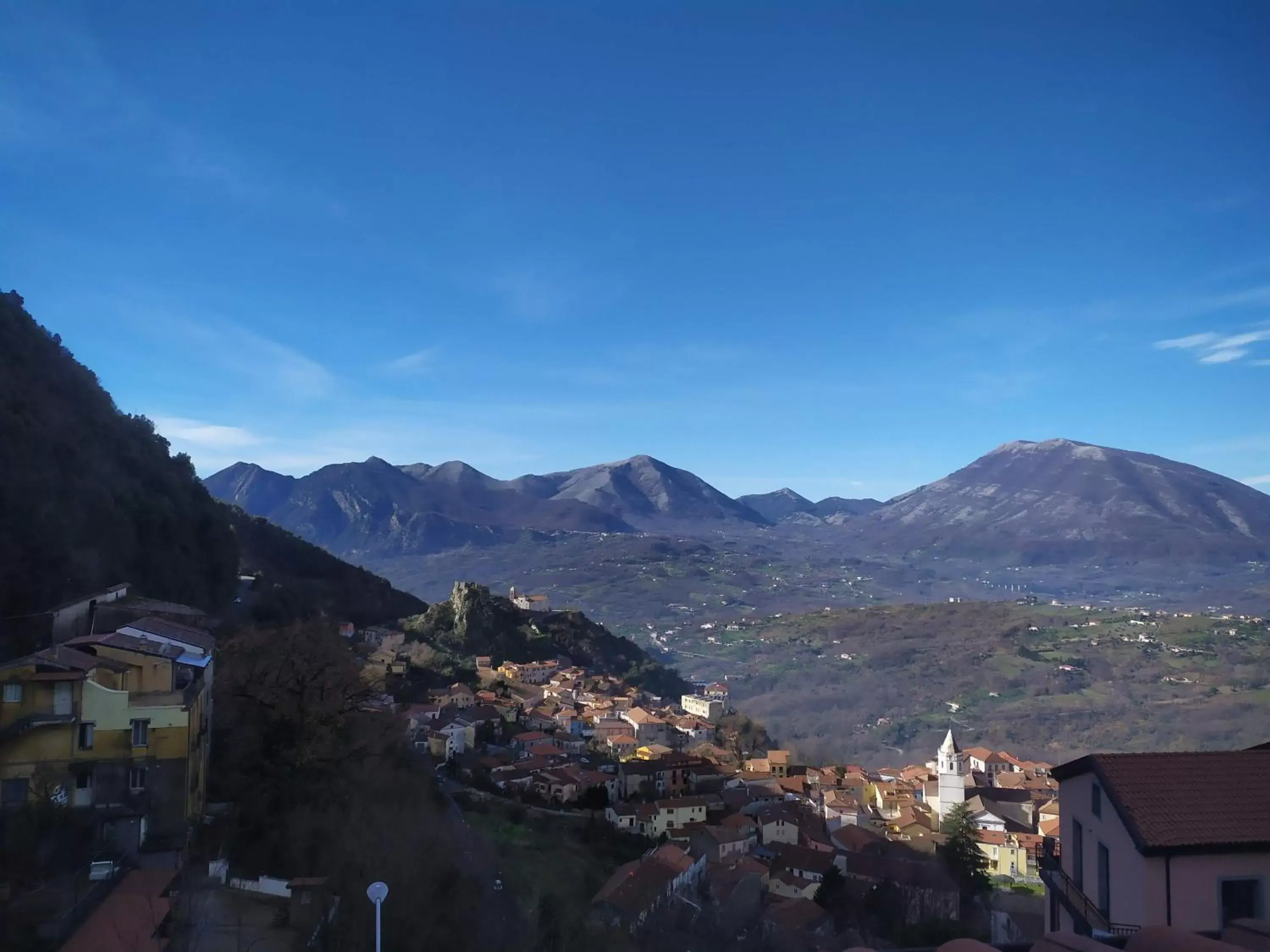 Neighbourhood, Mountain View in B&b La Fontana Borbone