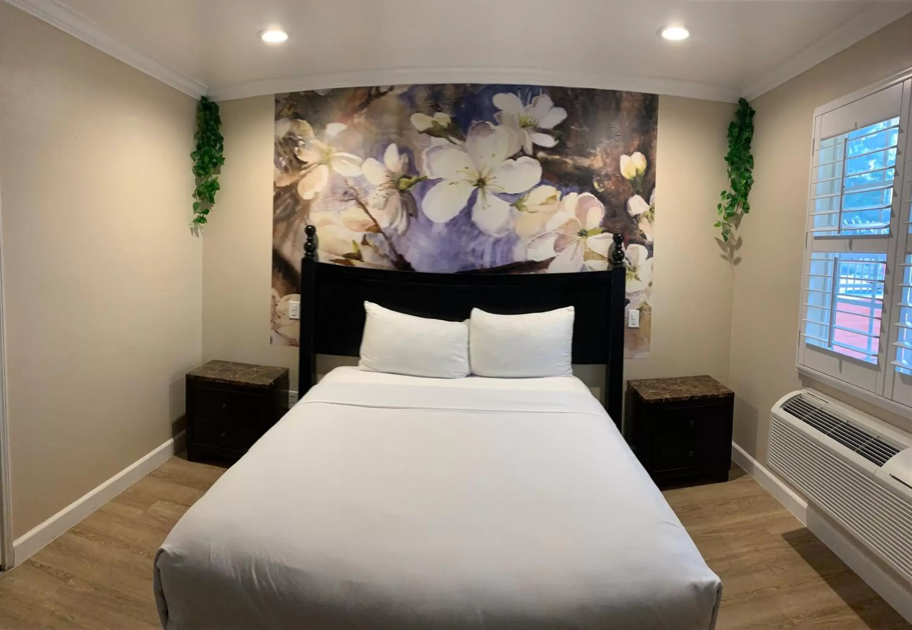 Single Room - Disability Access in Escondido Inn Single Room - Disability Access in Escondido Inn