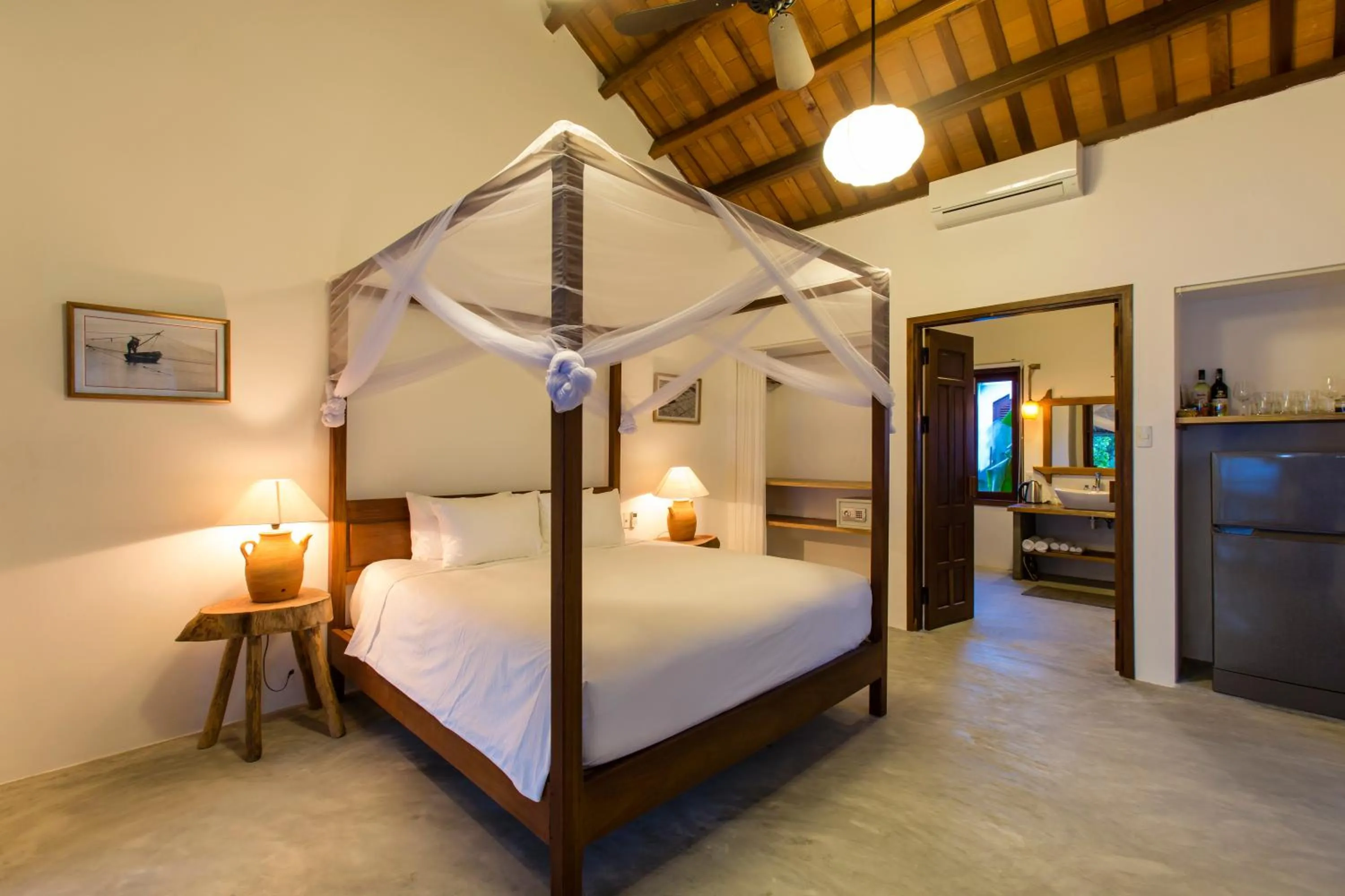 Bed in Vina Beach Pool Villas